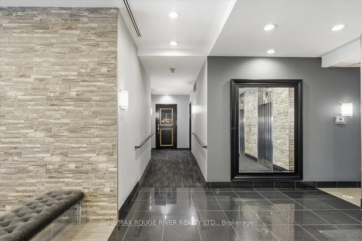 135 James Street S #1401