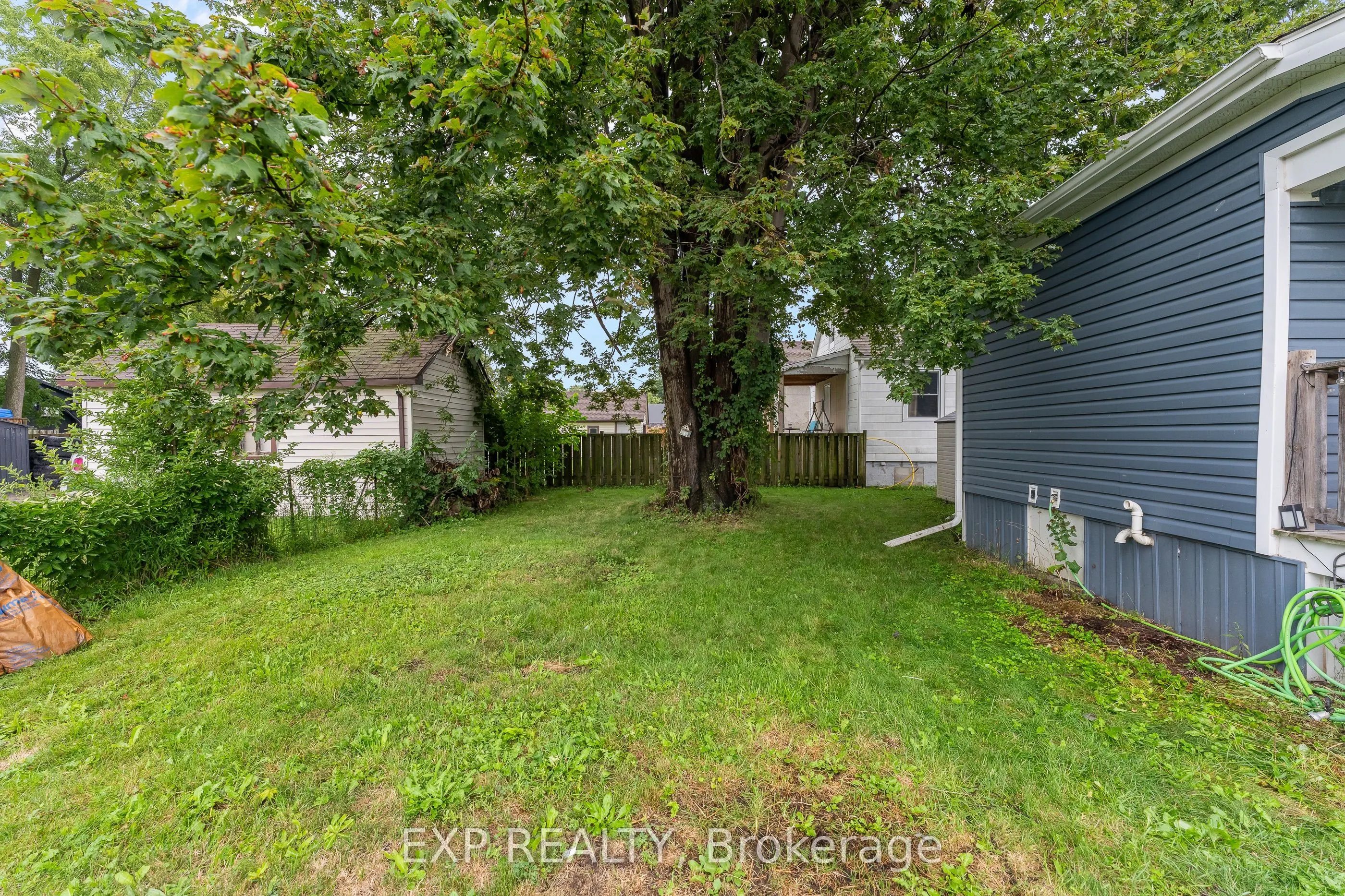 76 Bell Street
