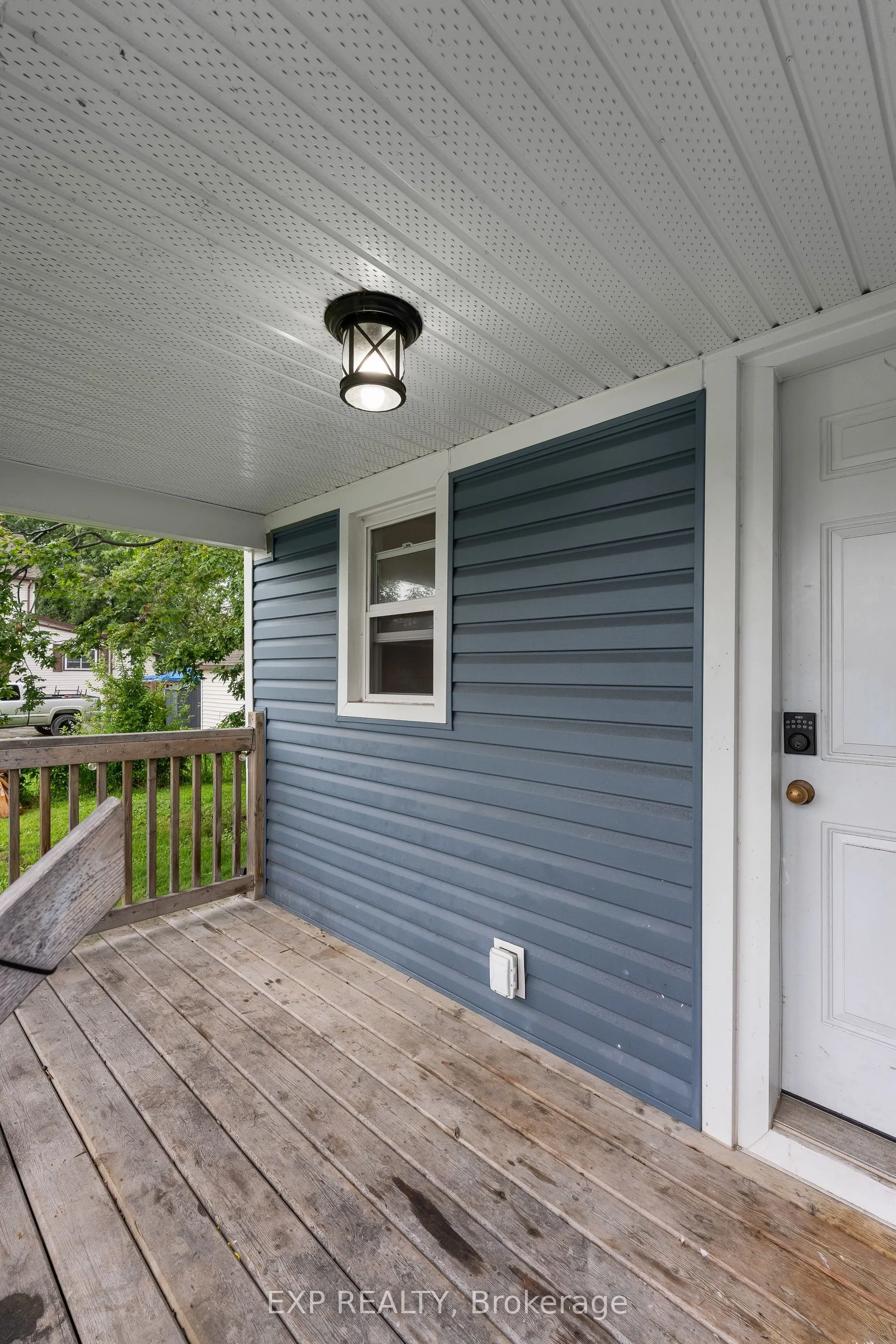 76 Bell Street