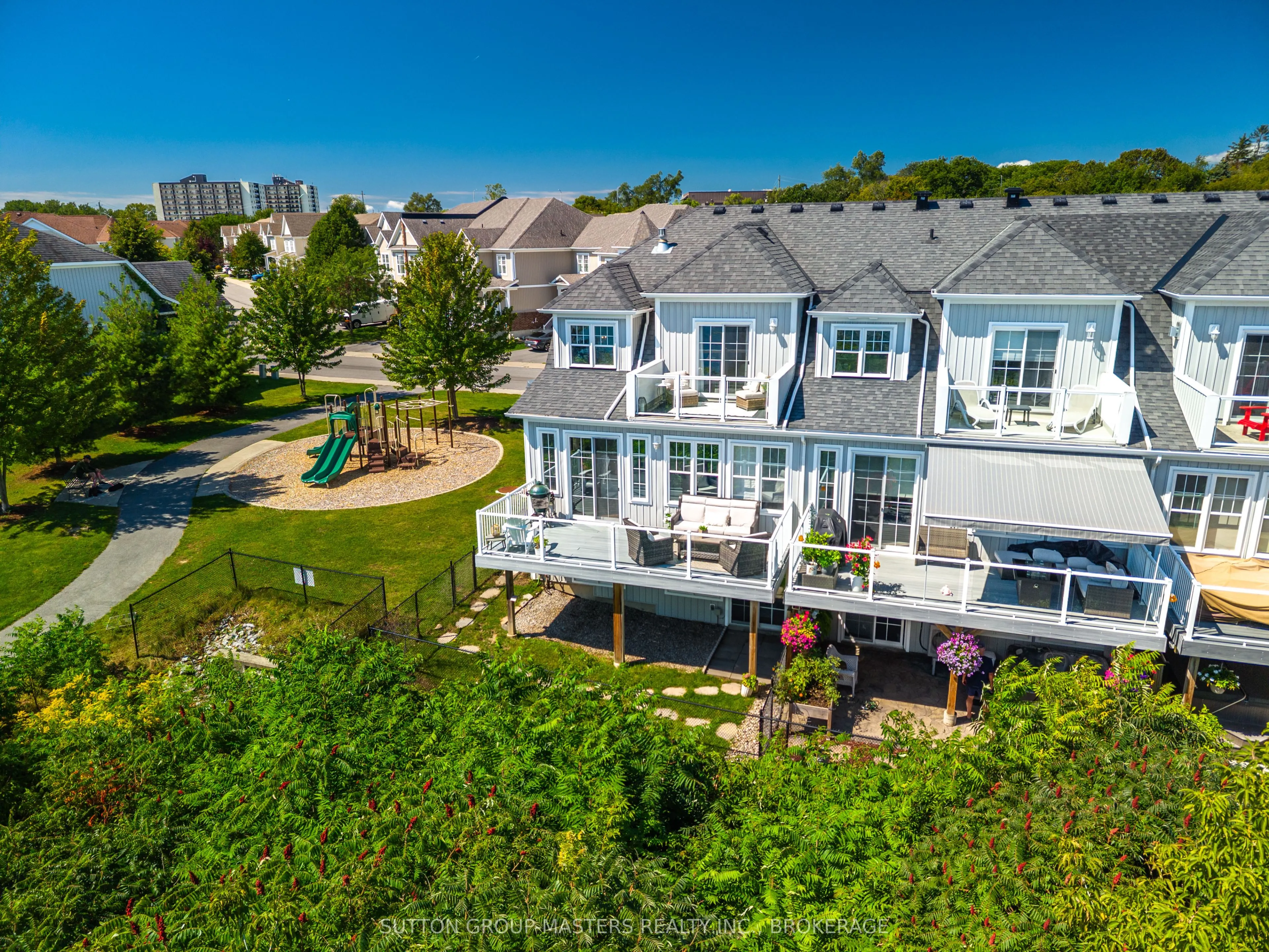 728 Newmarket Lane