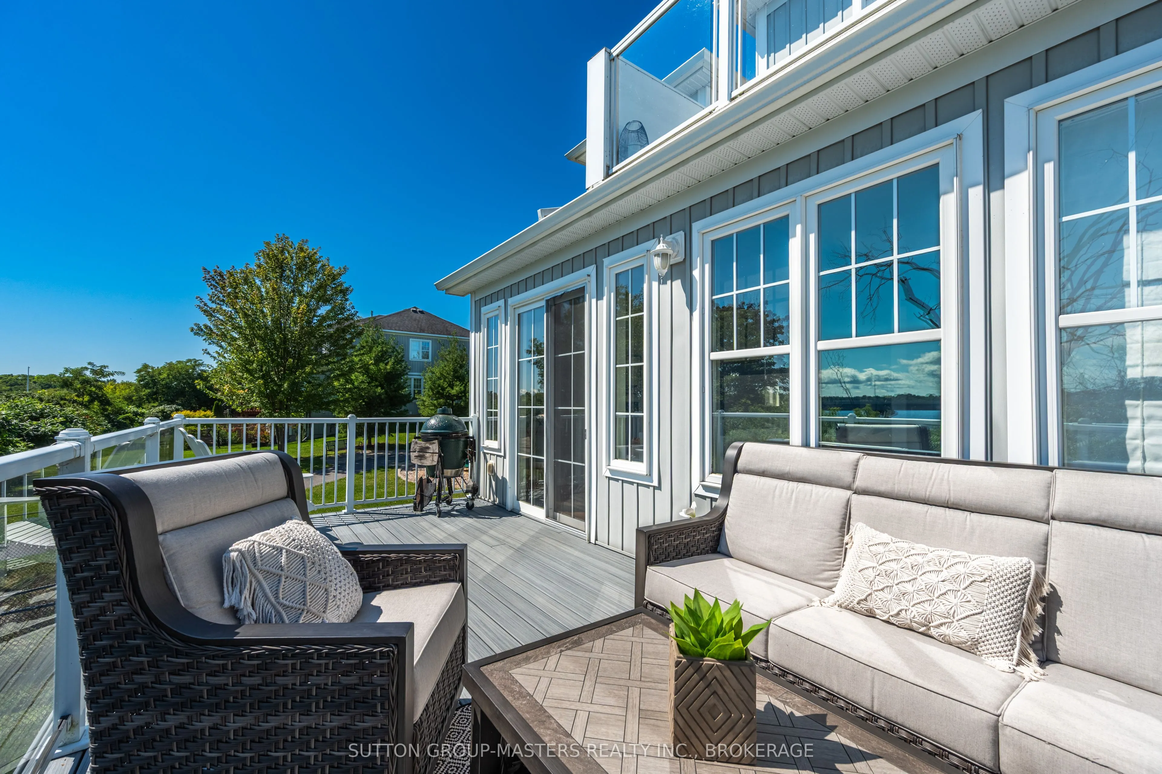728 Newmarket Lane