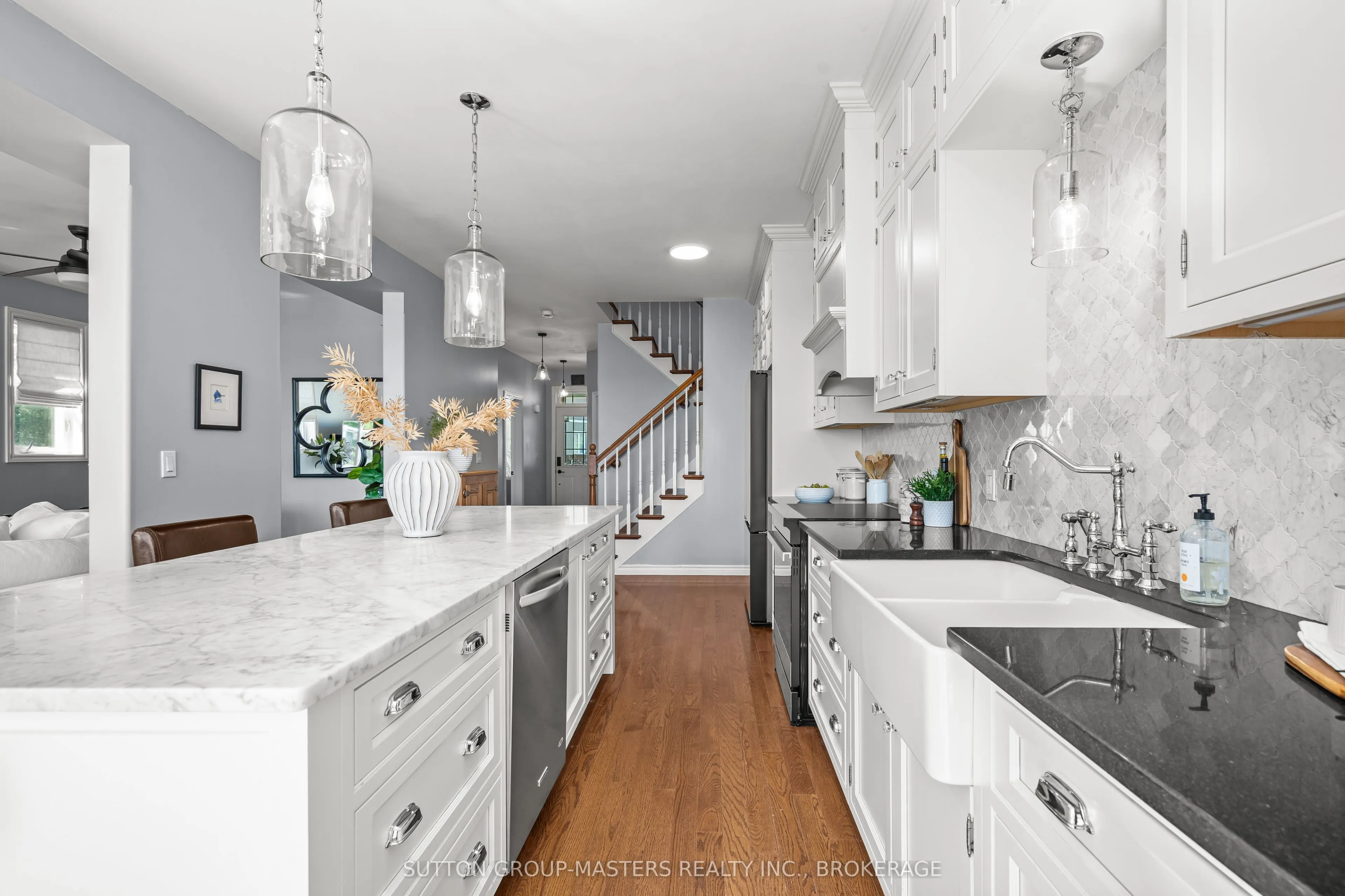 728 Newmarket Lane