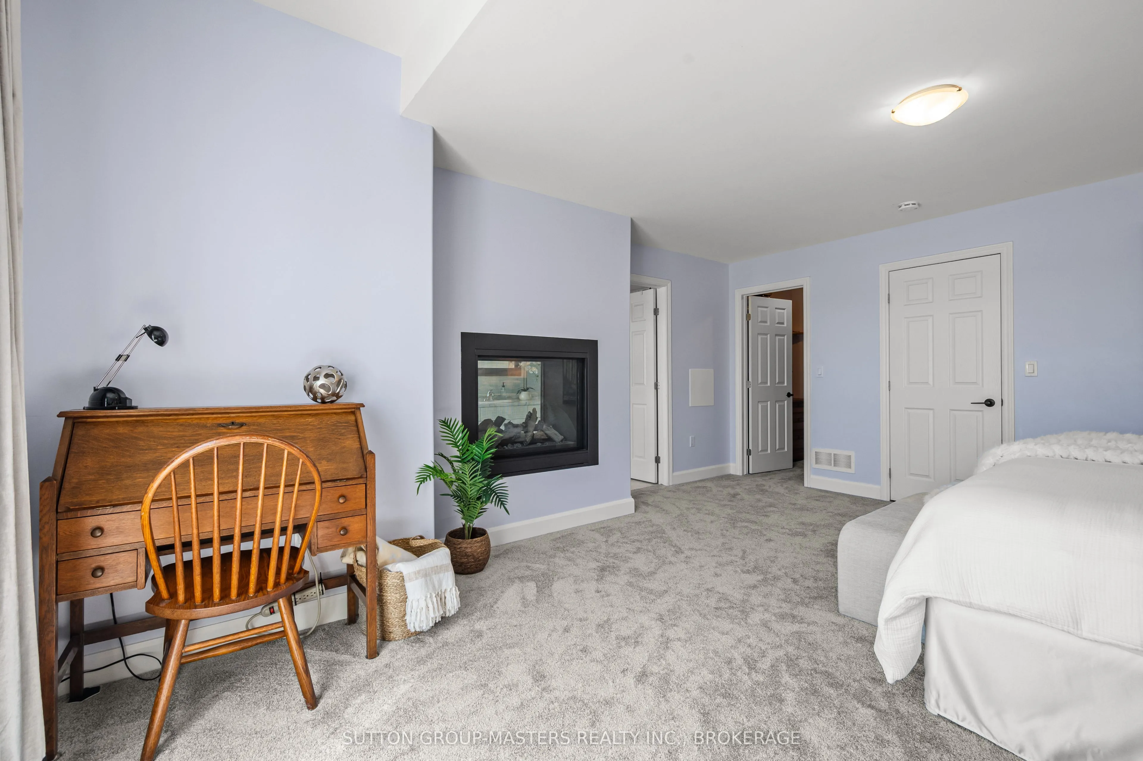 728 Newmarket Lane