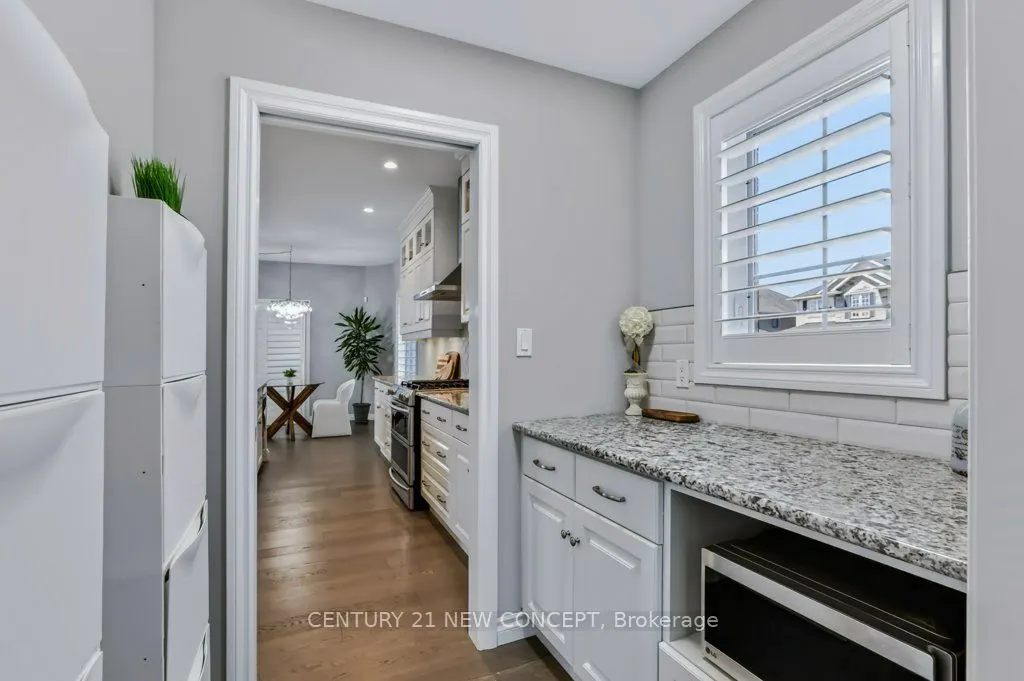 196 Juno Crescent