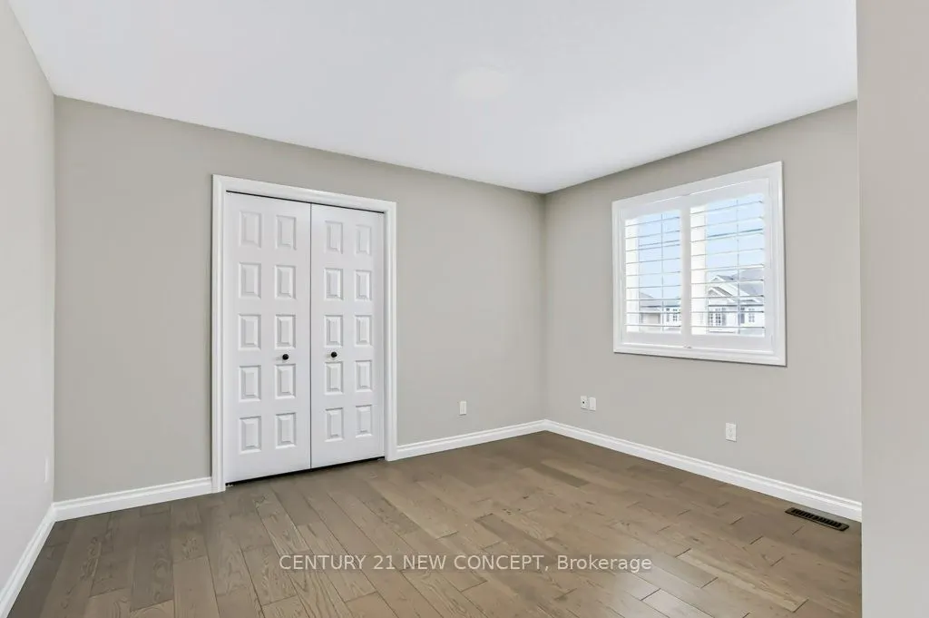 196 Juno Crescent