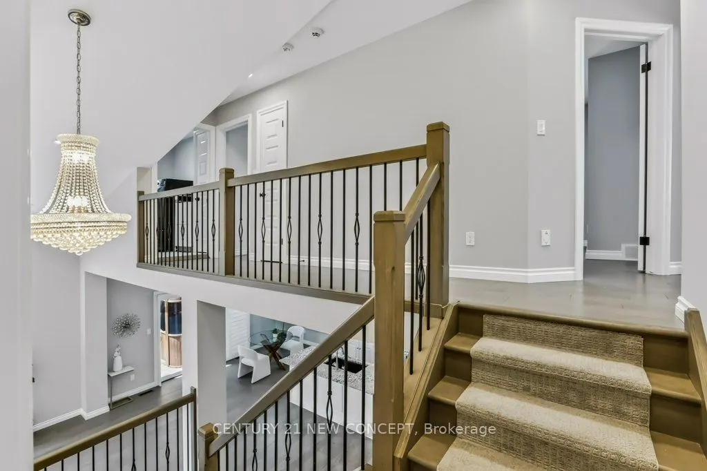 196 Juno Crescent