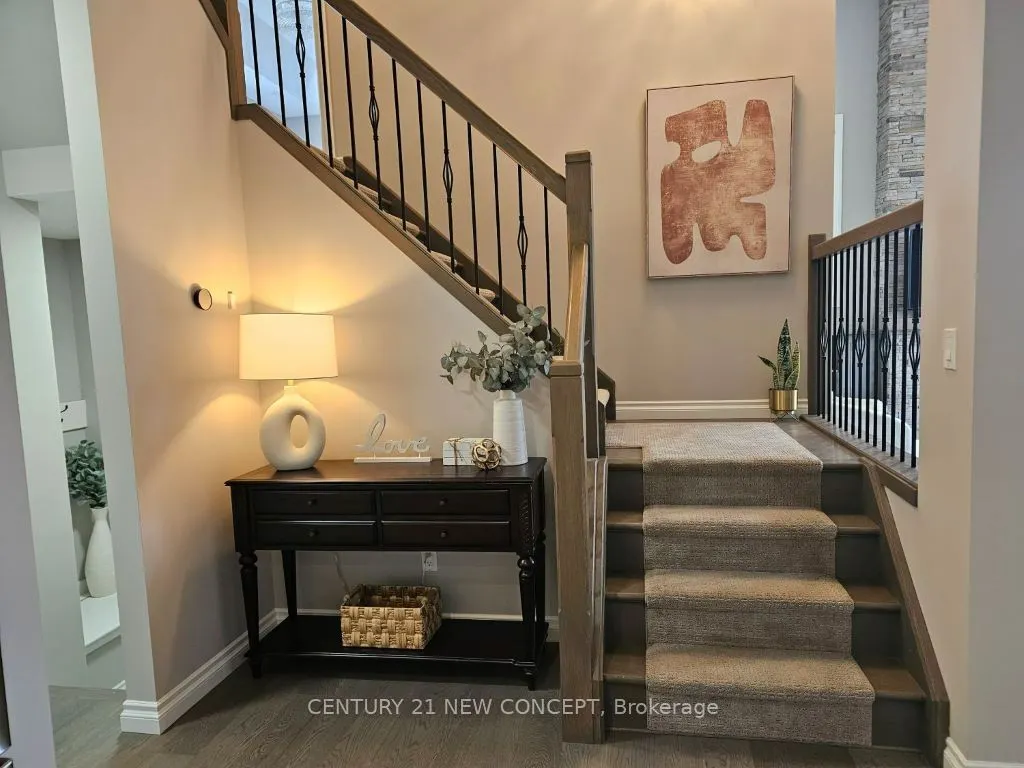 196 Juno Crescent