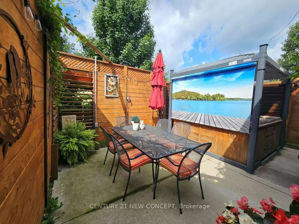 196 Juno Crescent