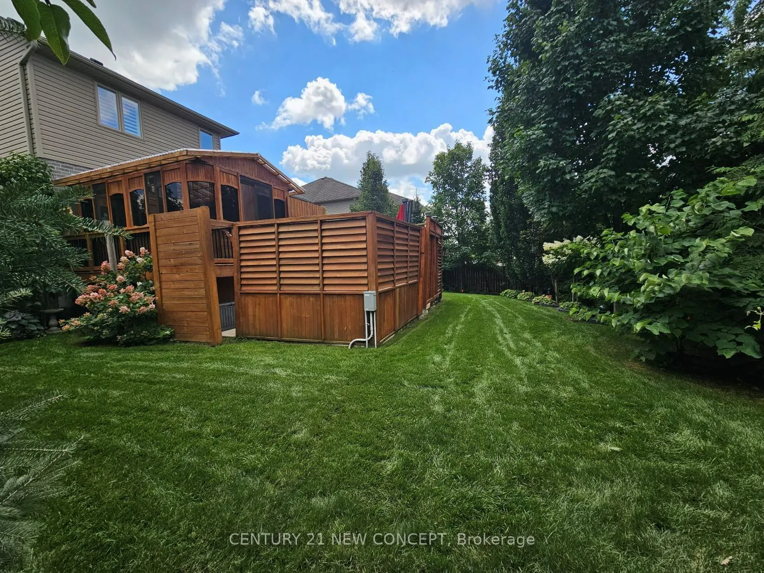 196 Juno Crescent