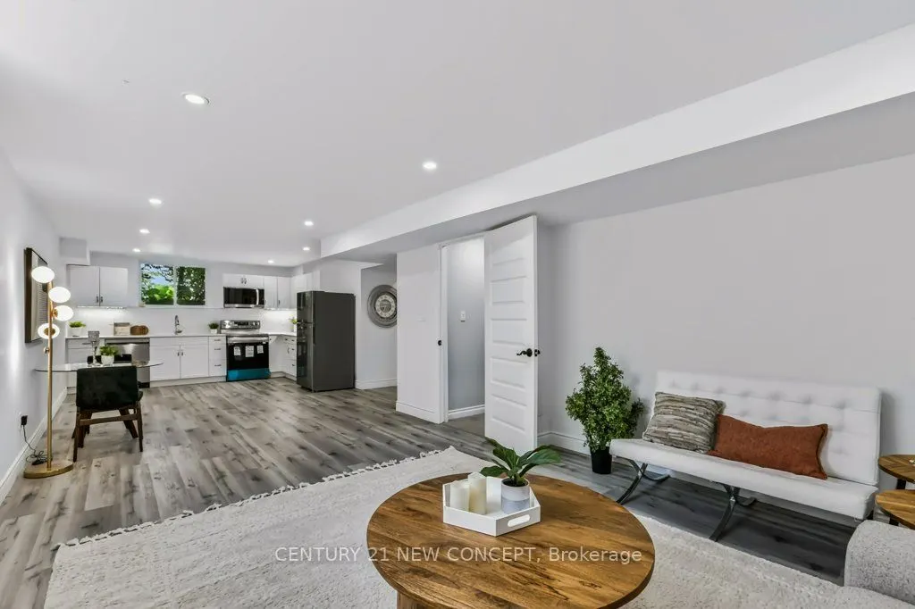 196 Juno Crescent