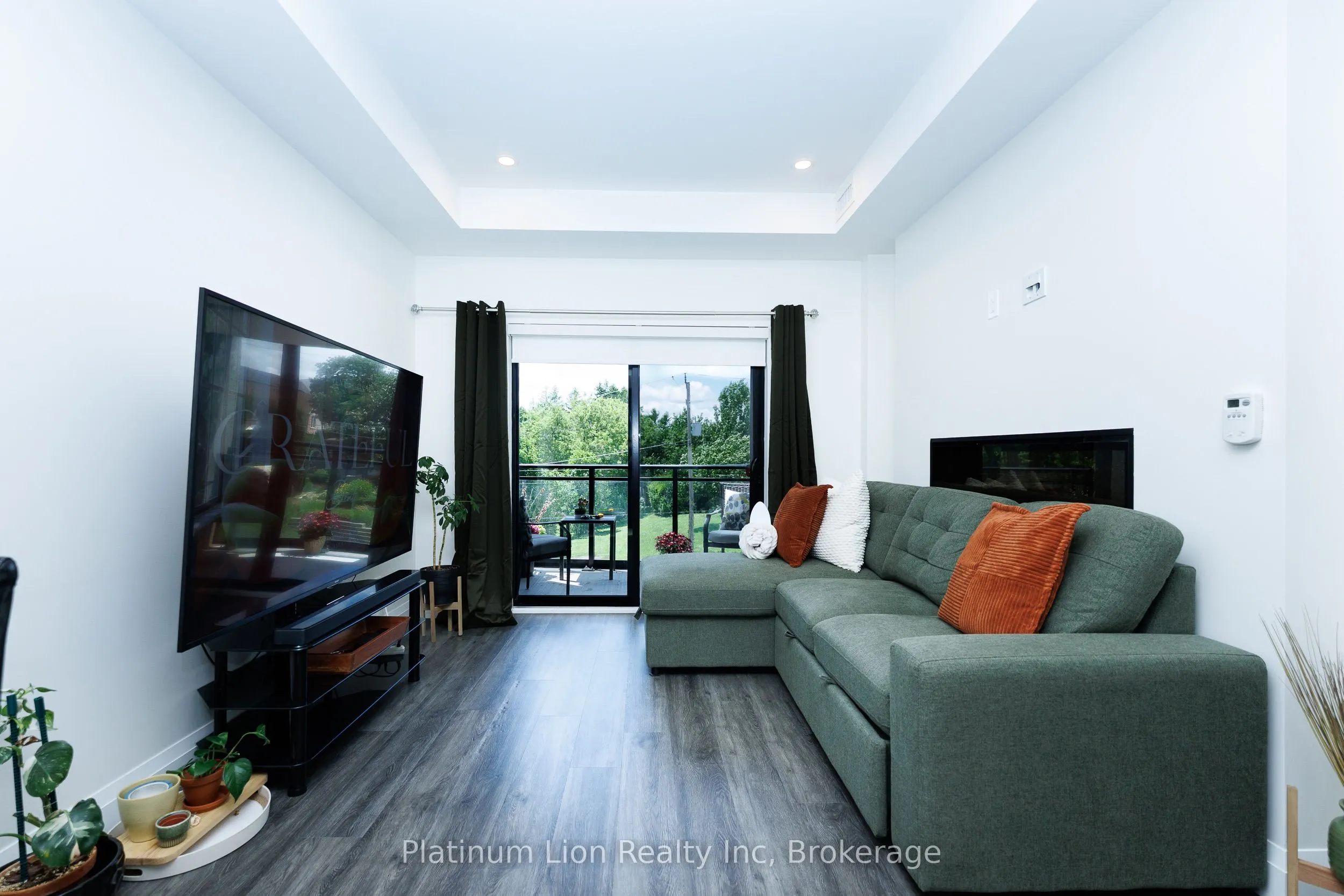 30 Hamilton Street S #201