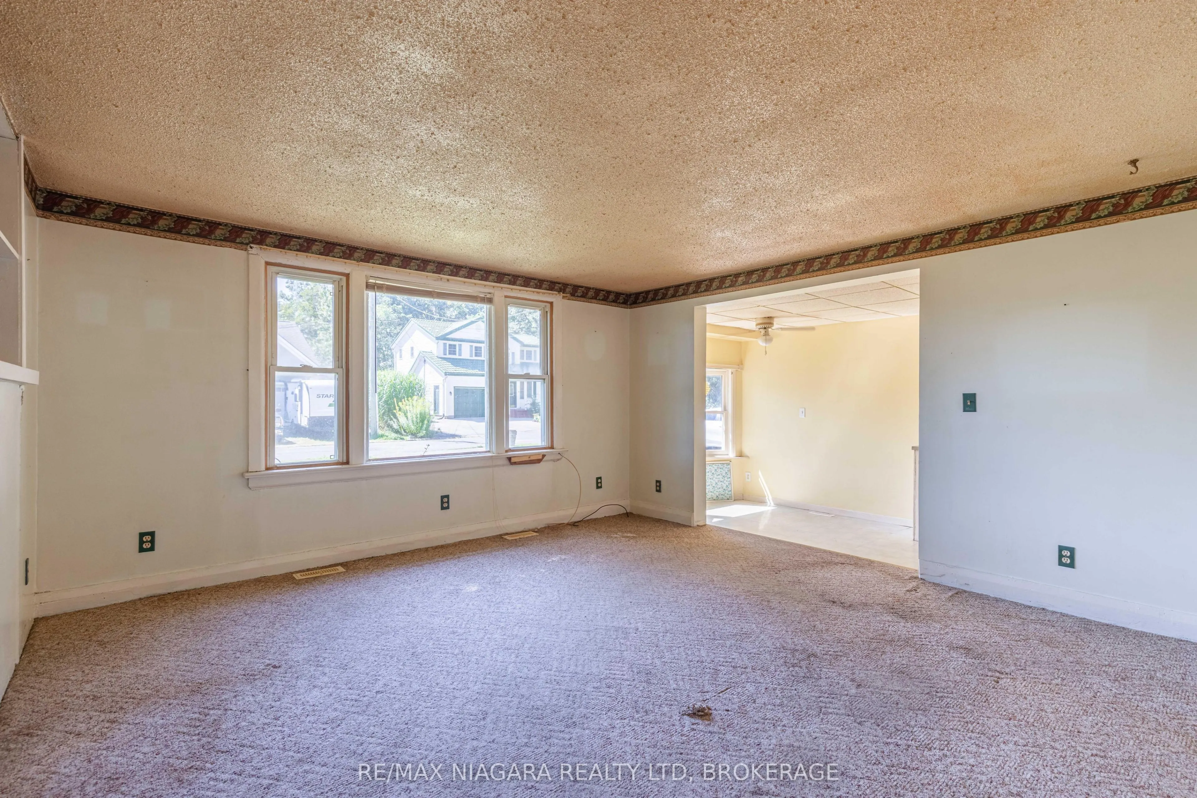 30 A Avenue