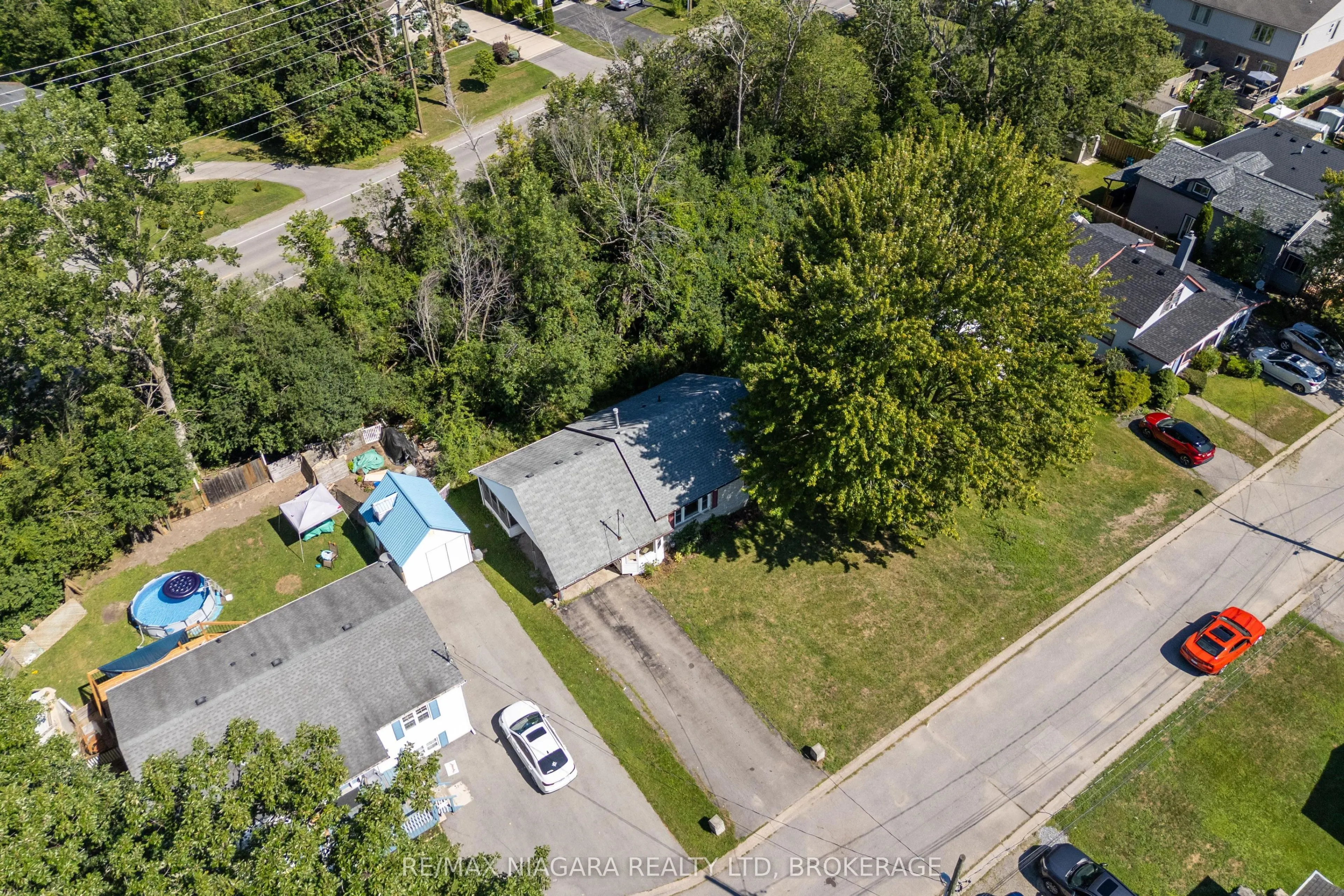 30 A Avenue
