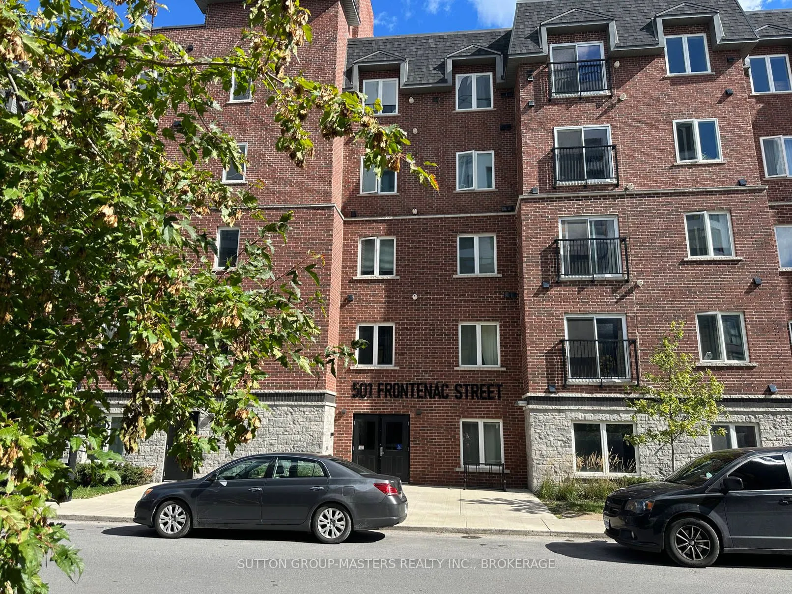 501 Frontenac Street #413