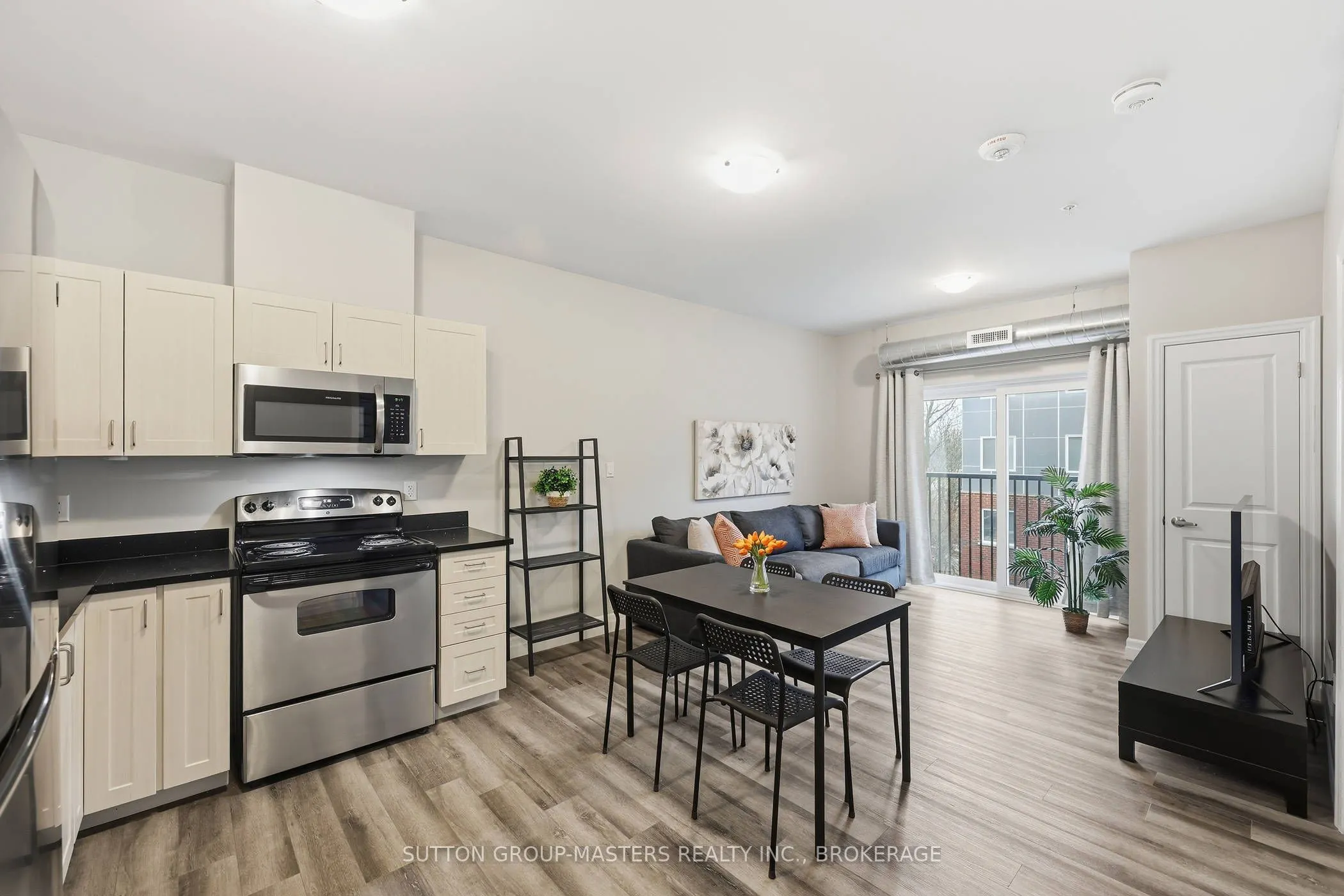 501 Frontenac Street #413