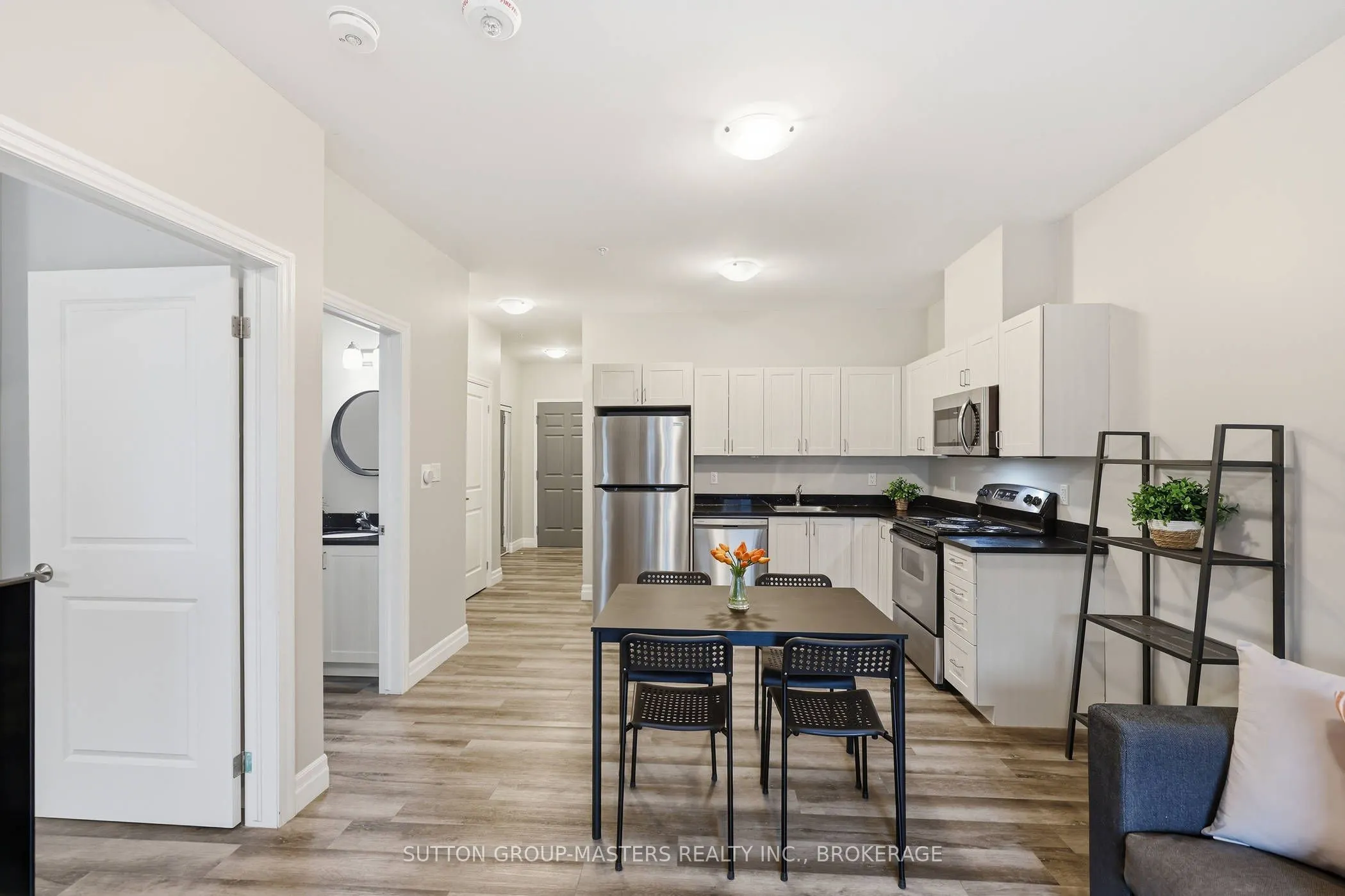 501 Frontenac Street #413