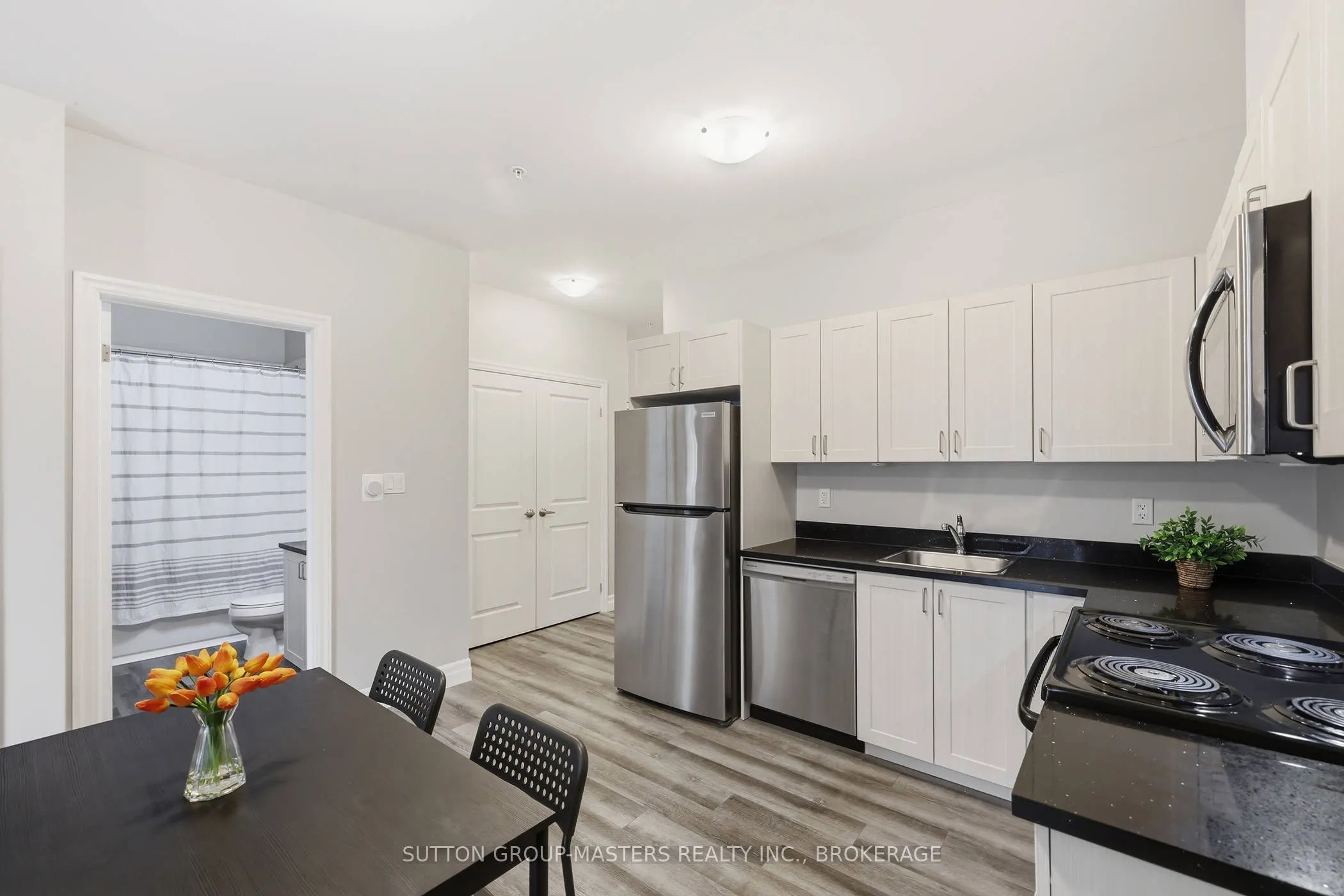 501 Frontenac Street #413