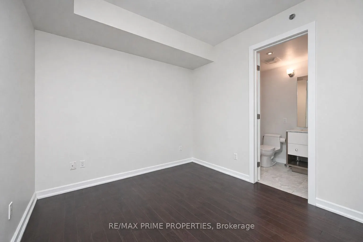 300 Lisgar Street #506