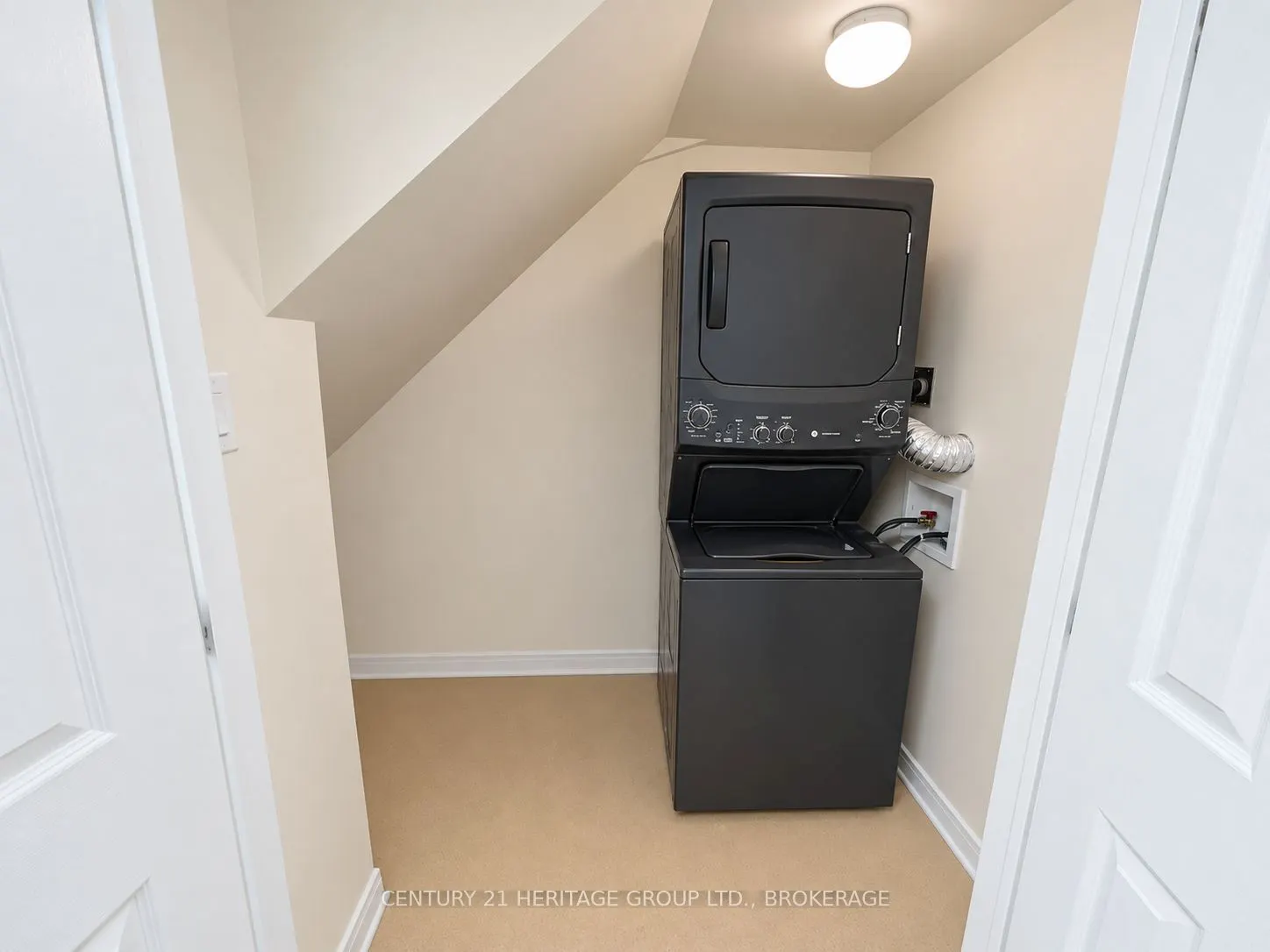 150 Urbancrest Private #182