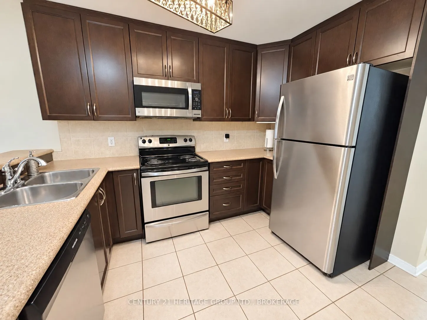 150 Urbancrest Private #182