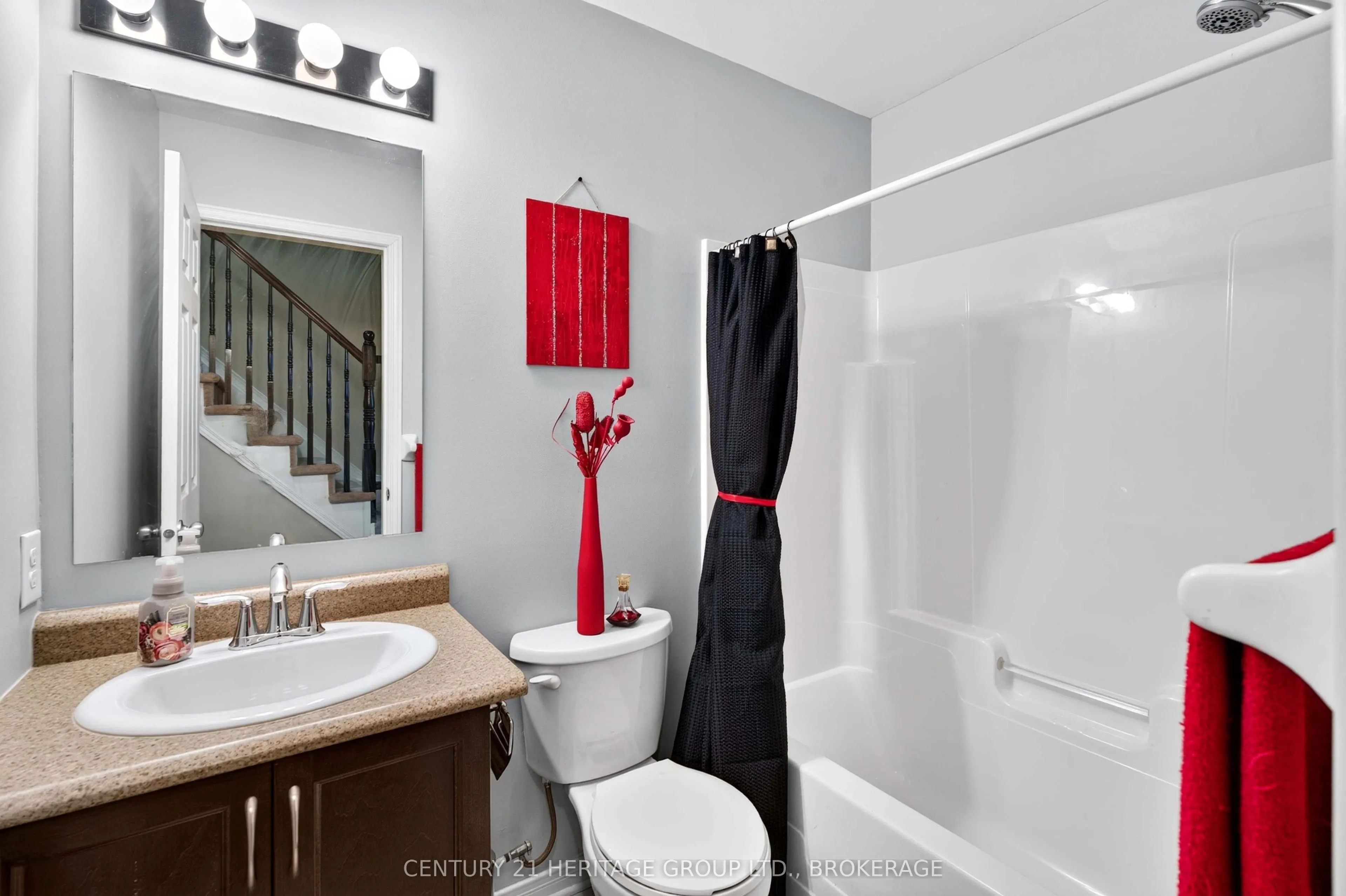 150 Urbancrest Private #182