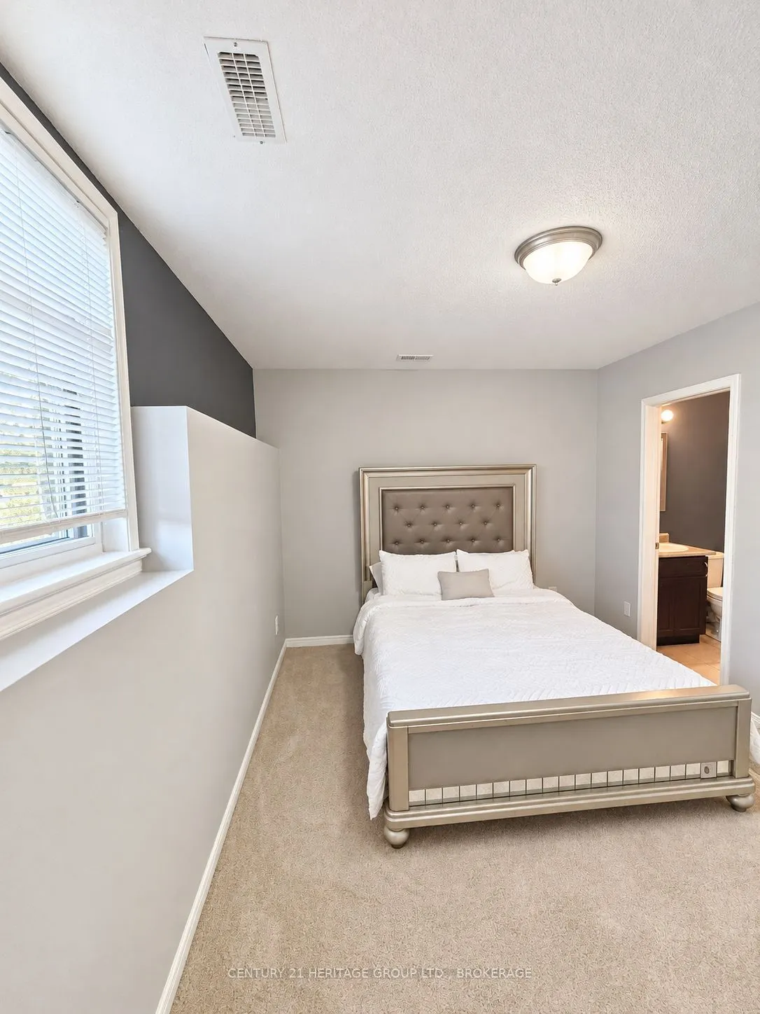 150 Urbancrest Private #182