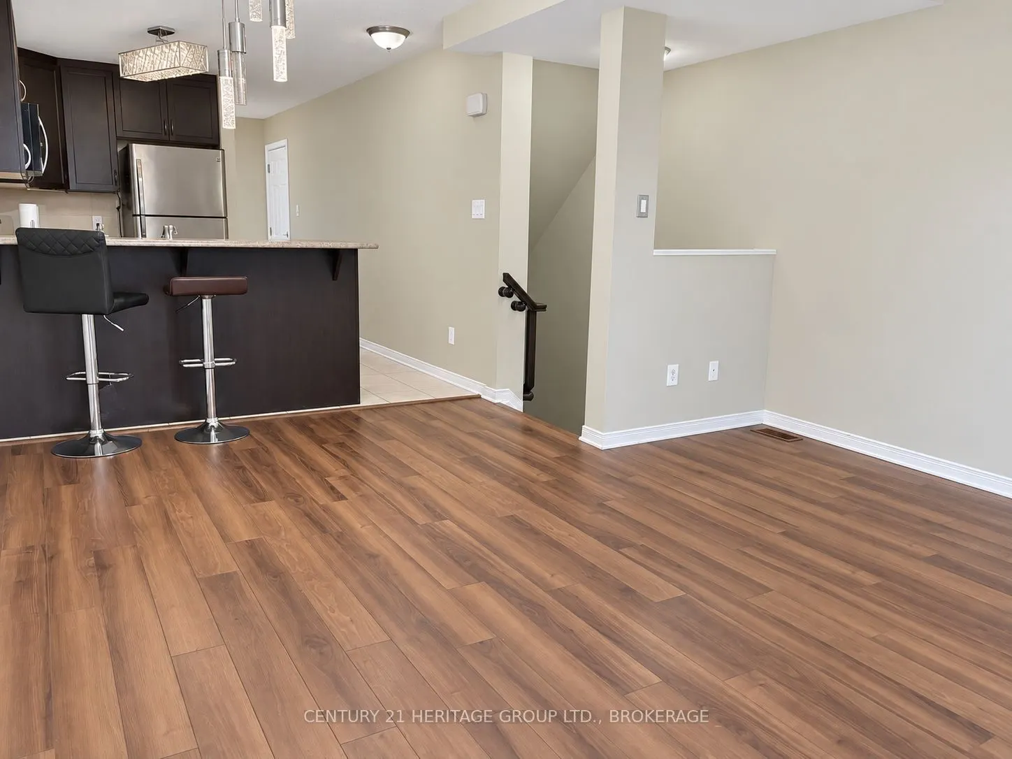 150 Urbancrest Private #182