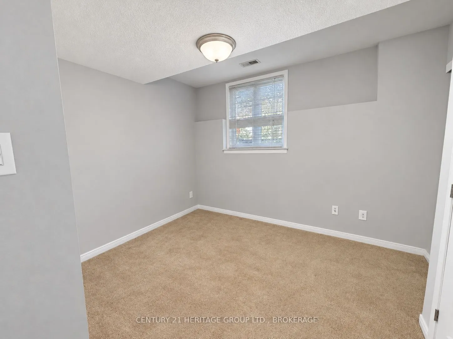 150 Urbancrest Private #182
