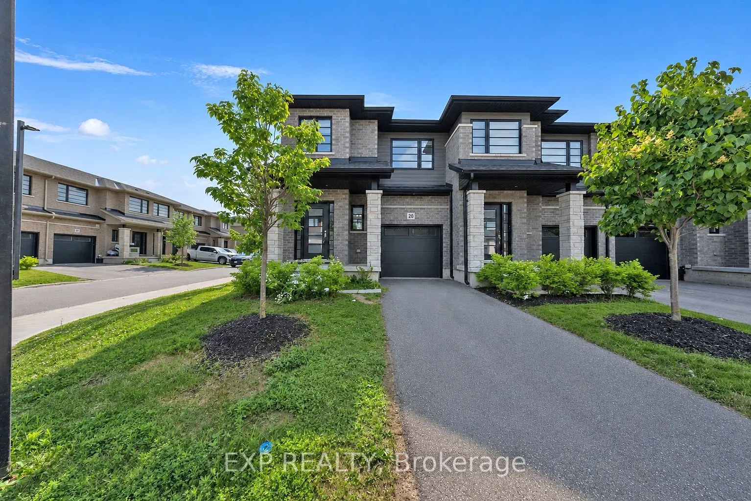 520 Grey Street #20