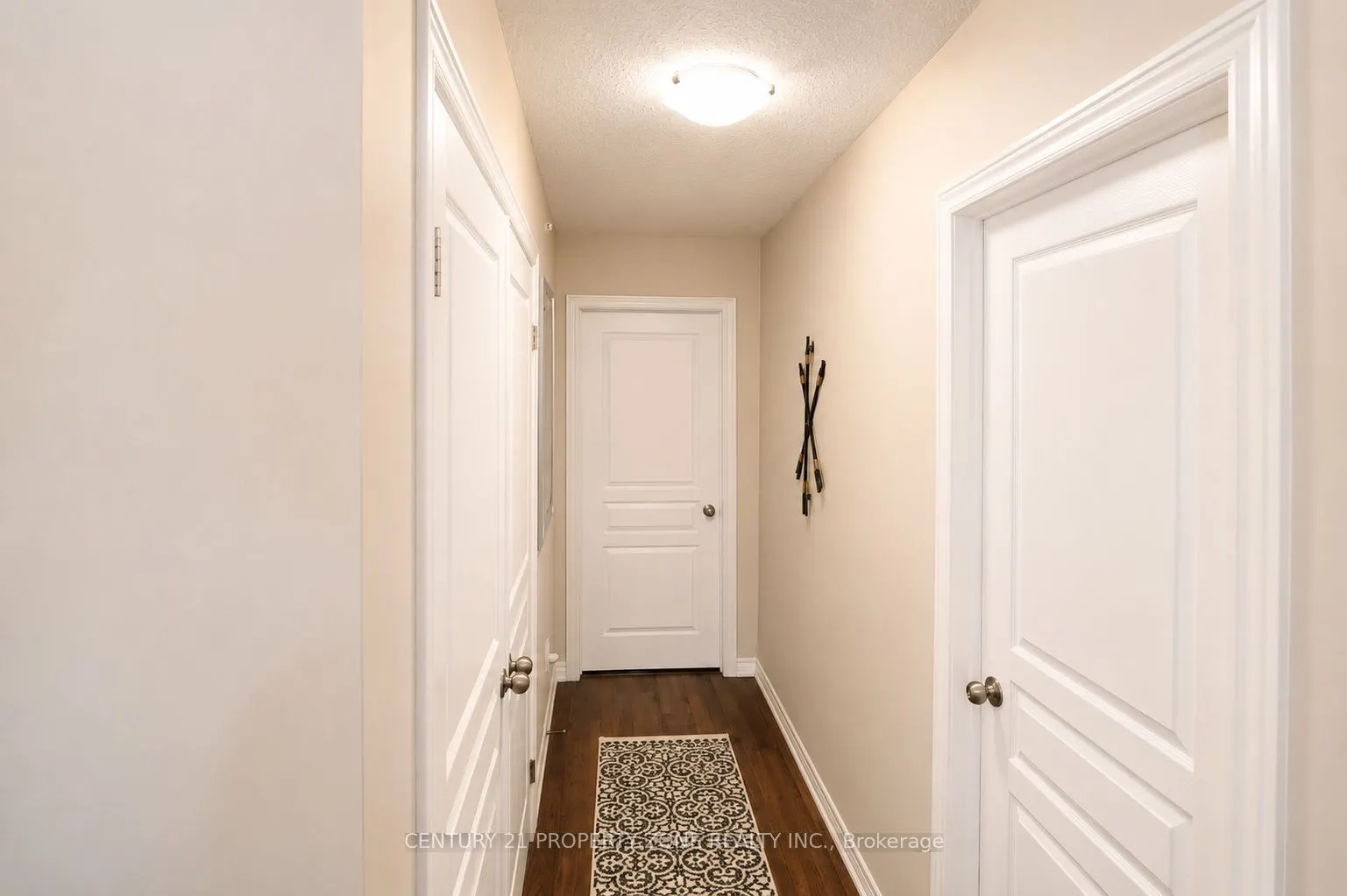 60 Canterbury Drive #12