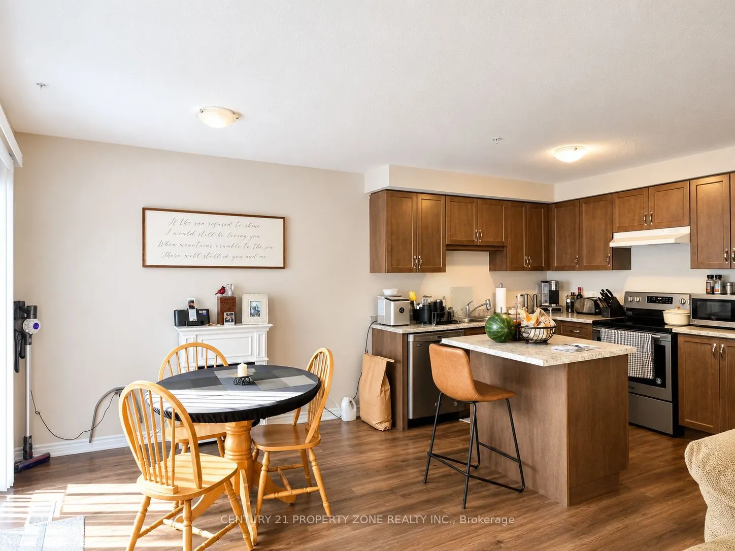 60 Canterbury Drive #12