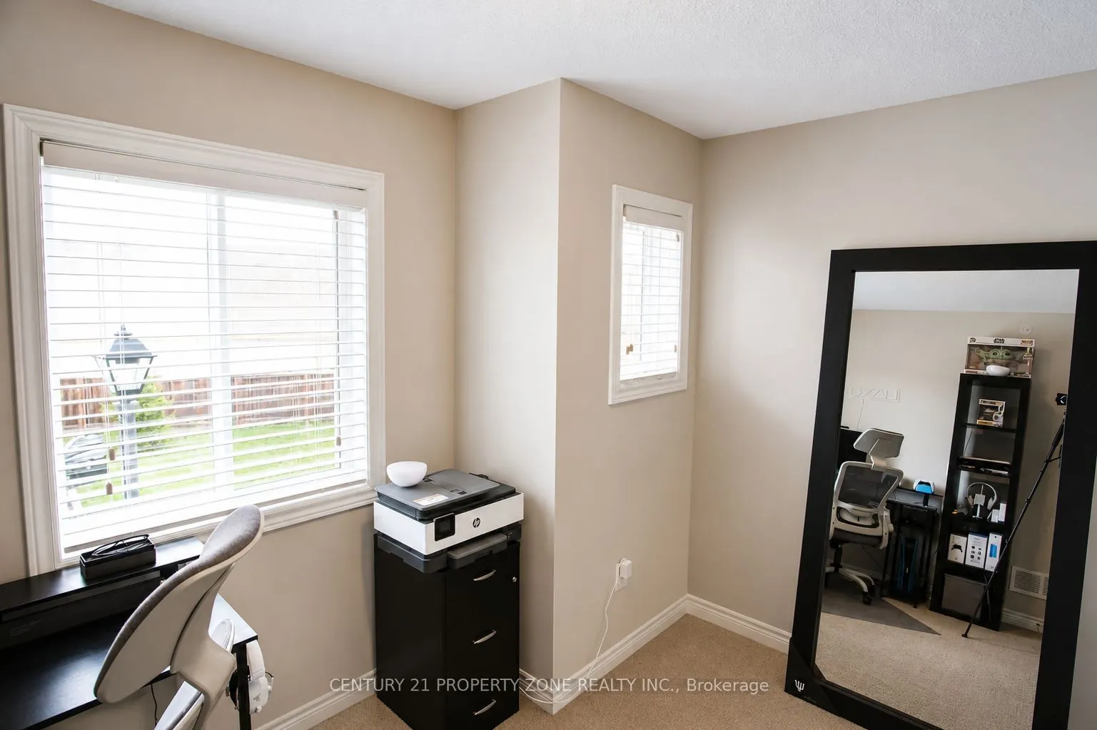 60 Canterbury Drive #12