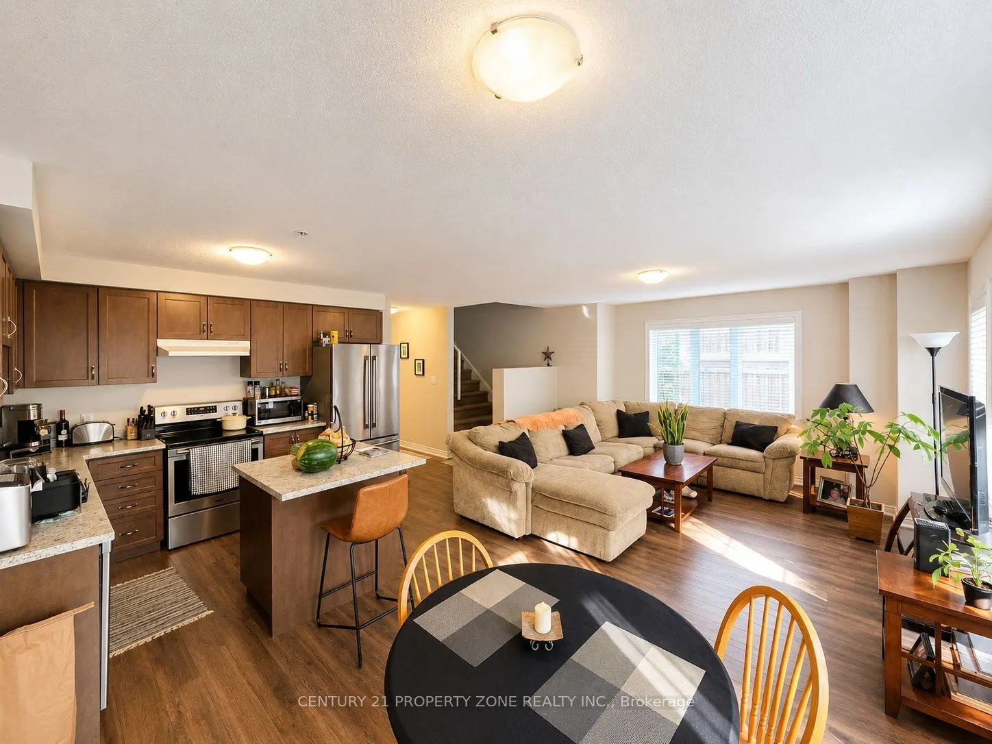 60 Canterbury Drive #12