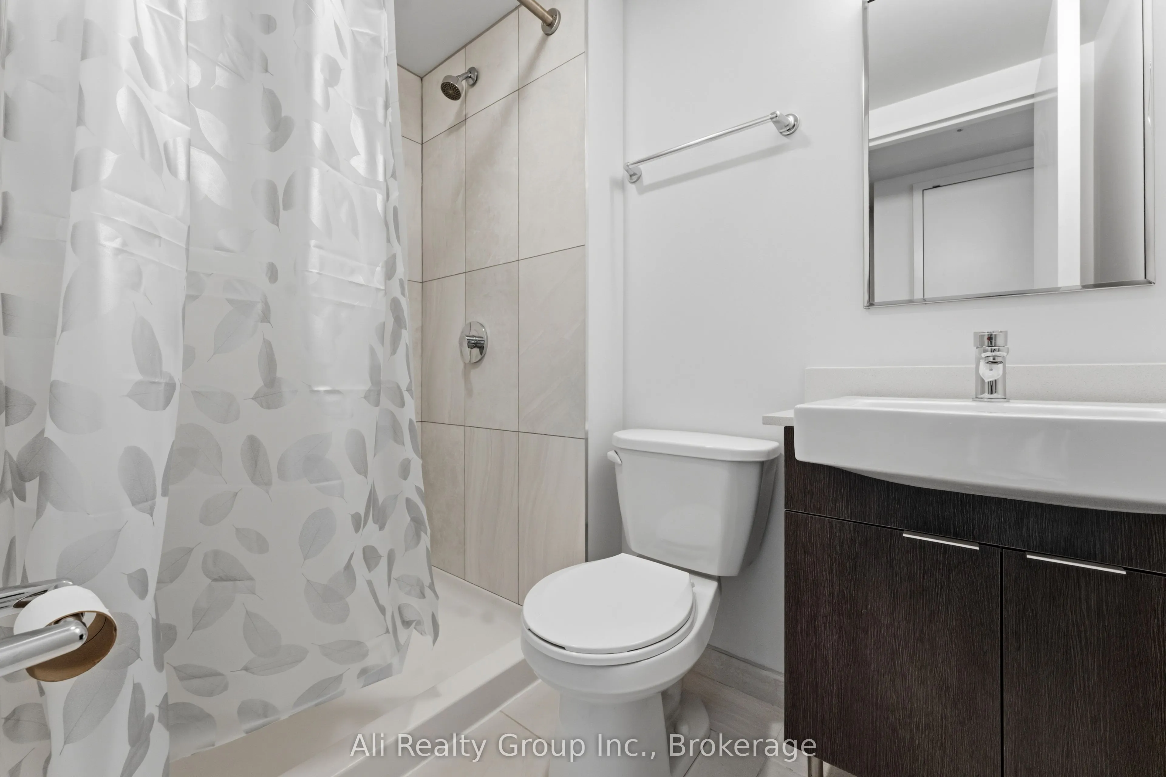 105 Champagne Avenue S #603