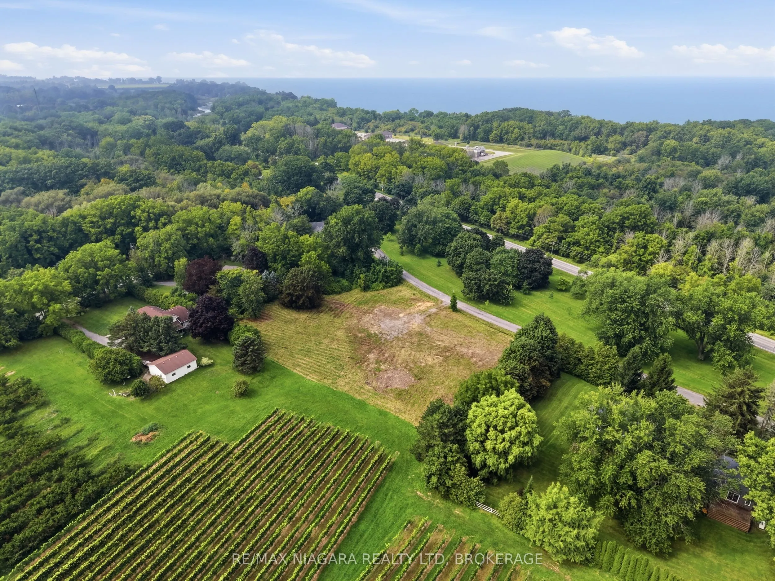 1611 Lakeshore Road
