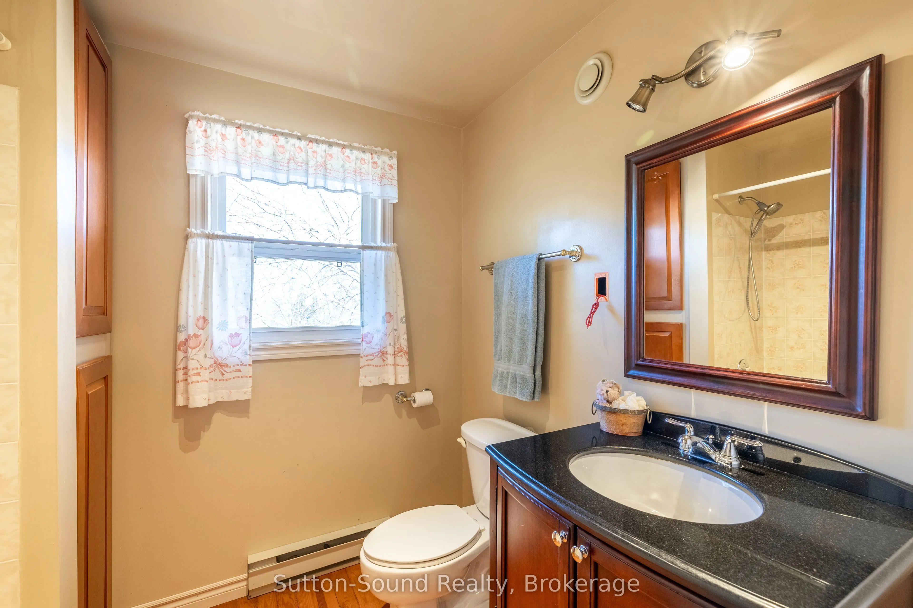 350222 Bayshore Road