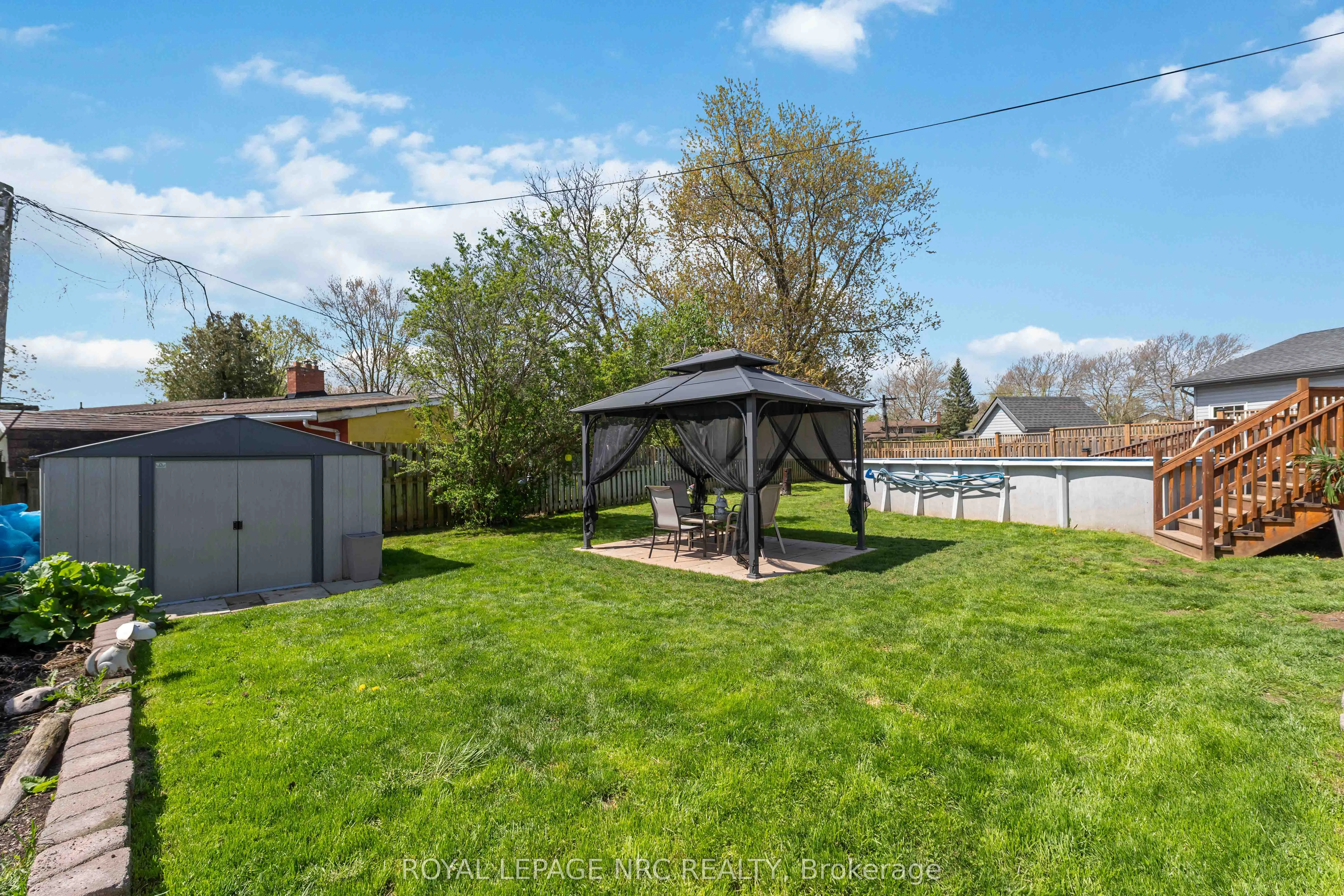 4485 Queensway Crescent