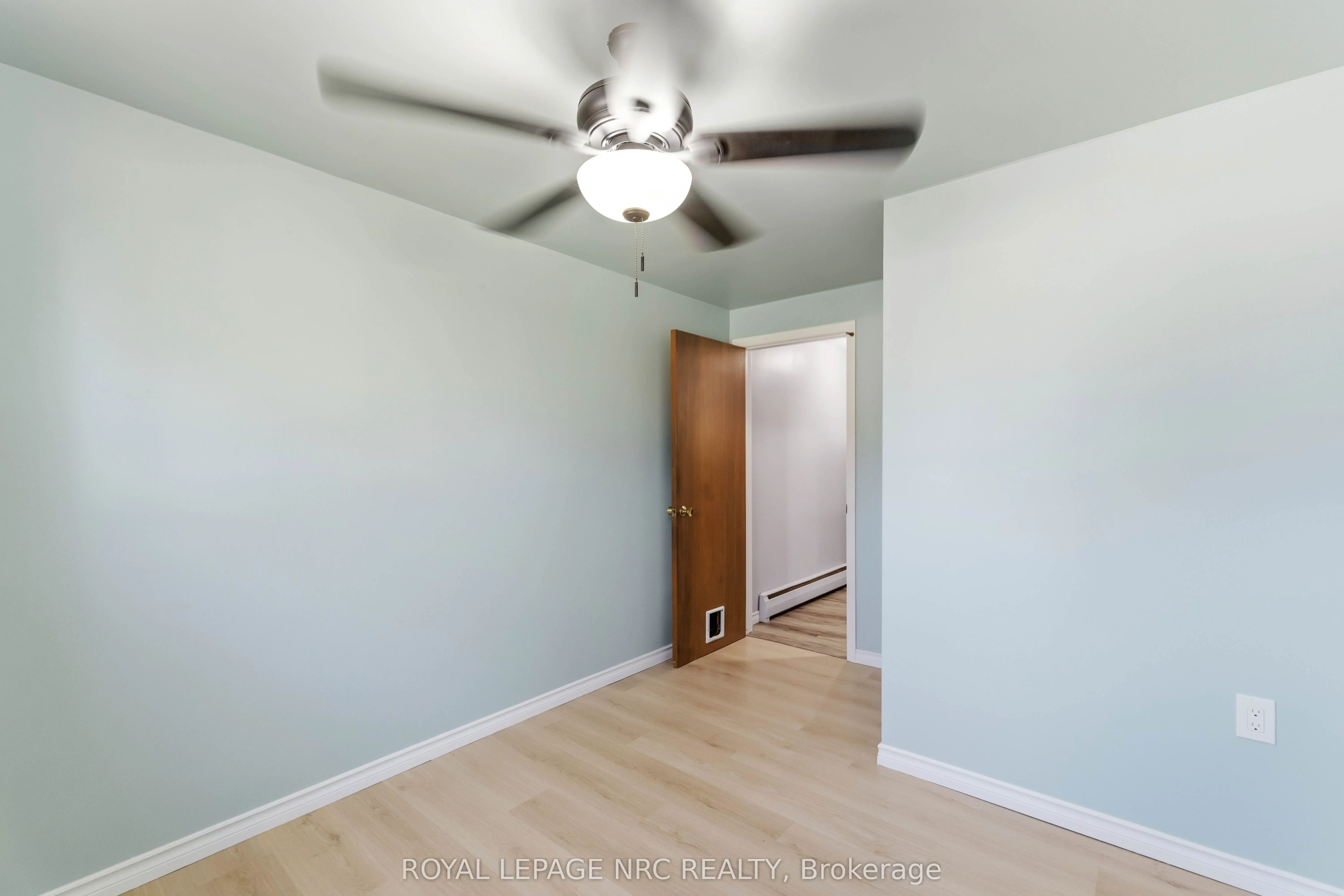 4485 Queensway Crescent