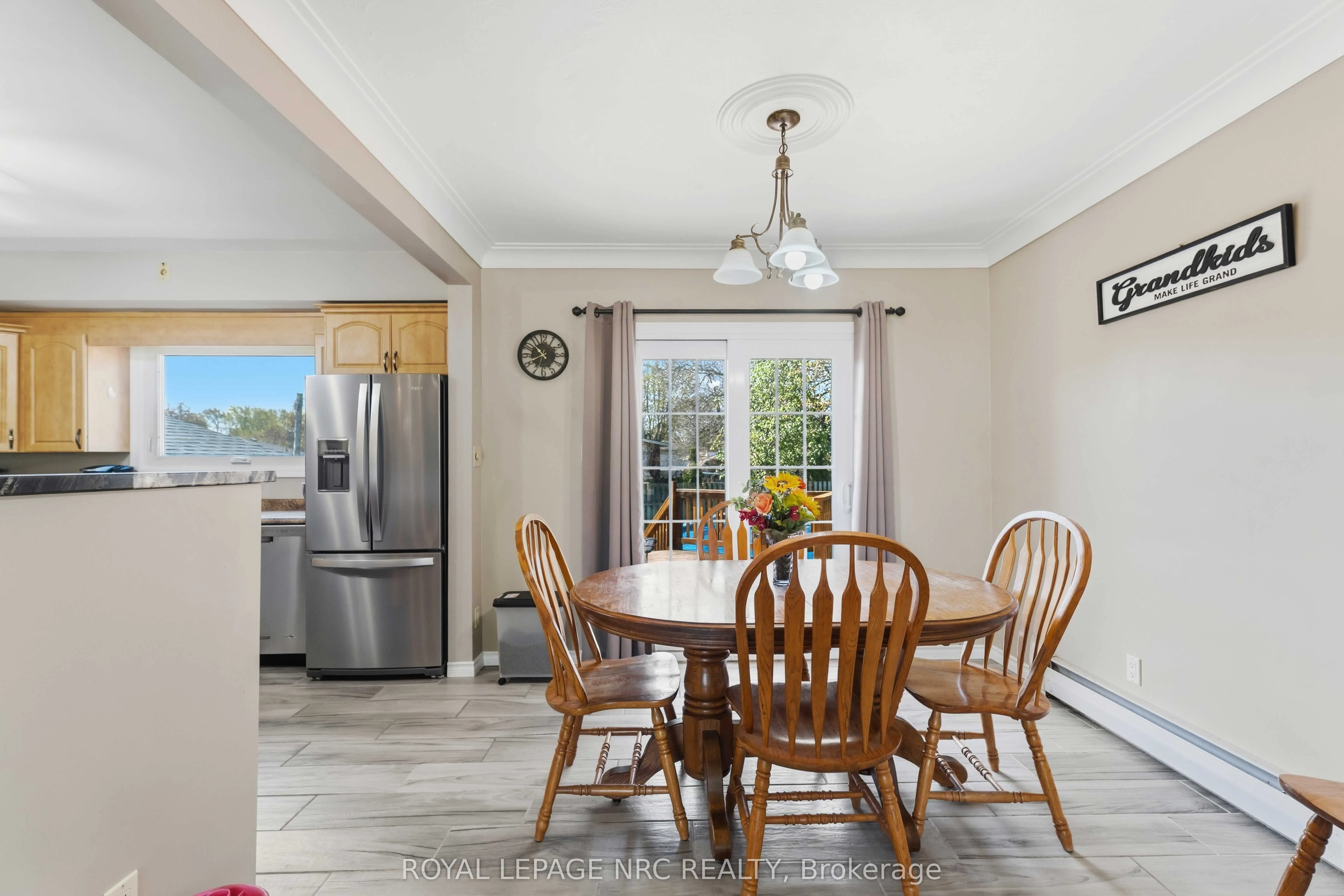 4485 Queensway Crescent