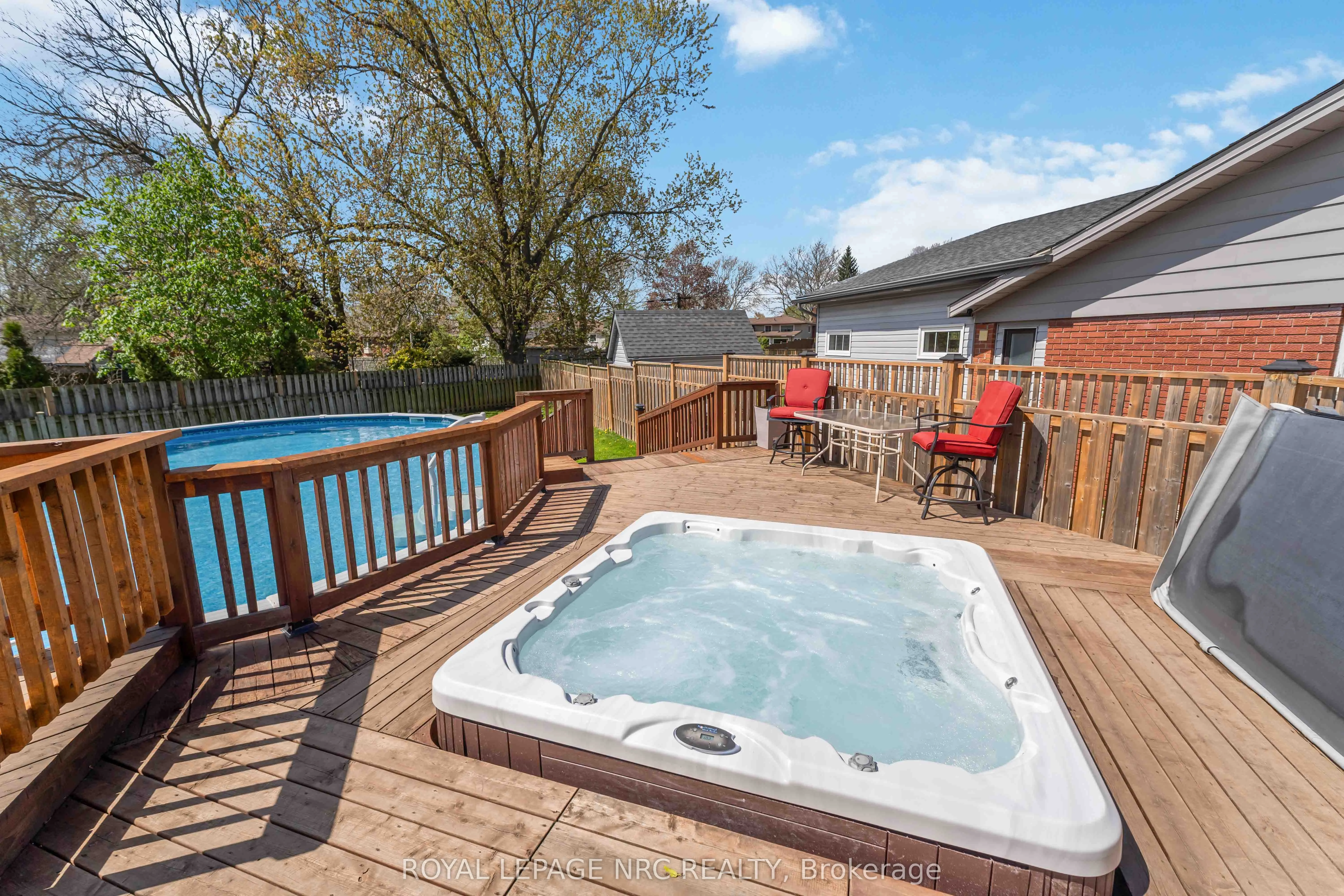 4485 Queensway Crescent