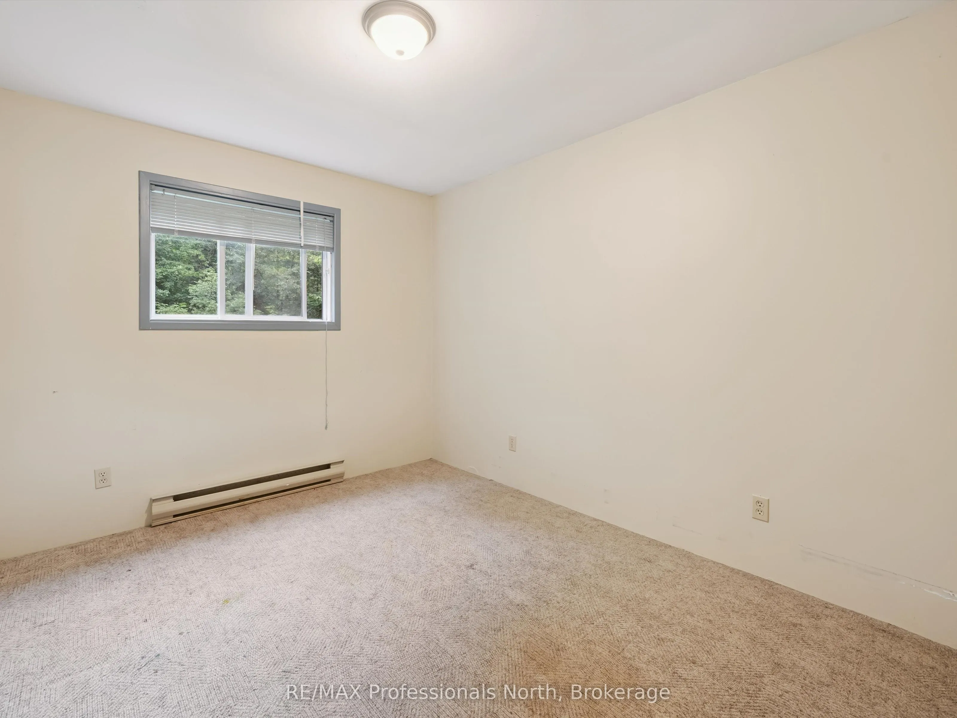 19 Glen Acres Road