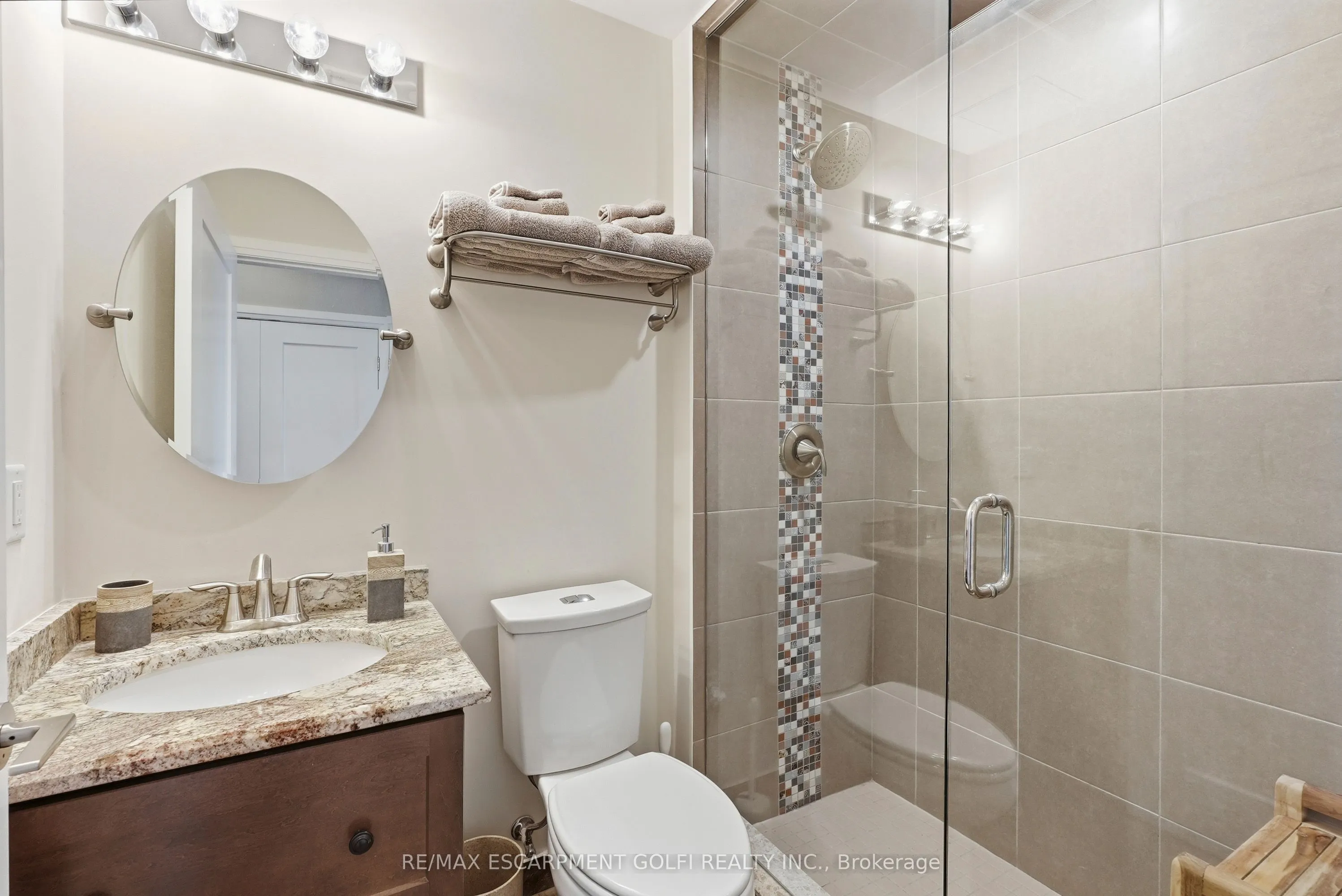 16 Concord Place #445