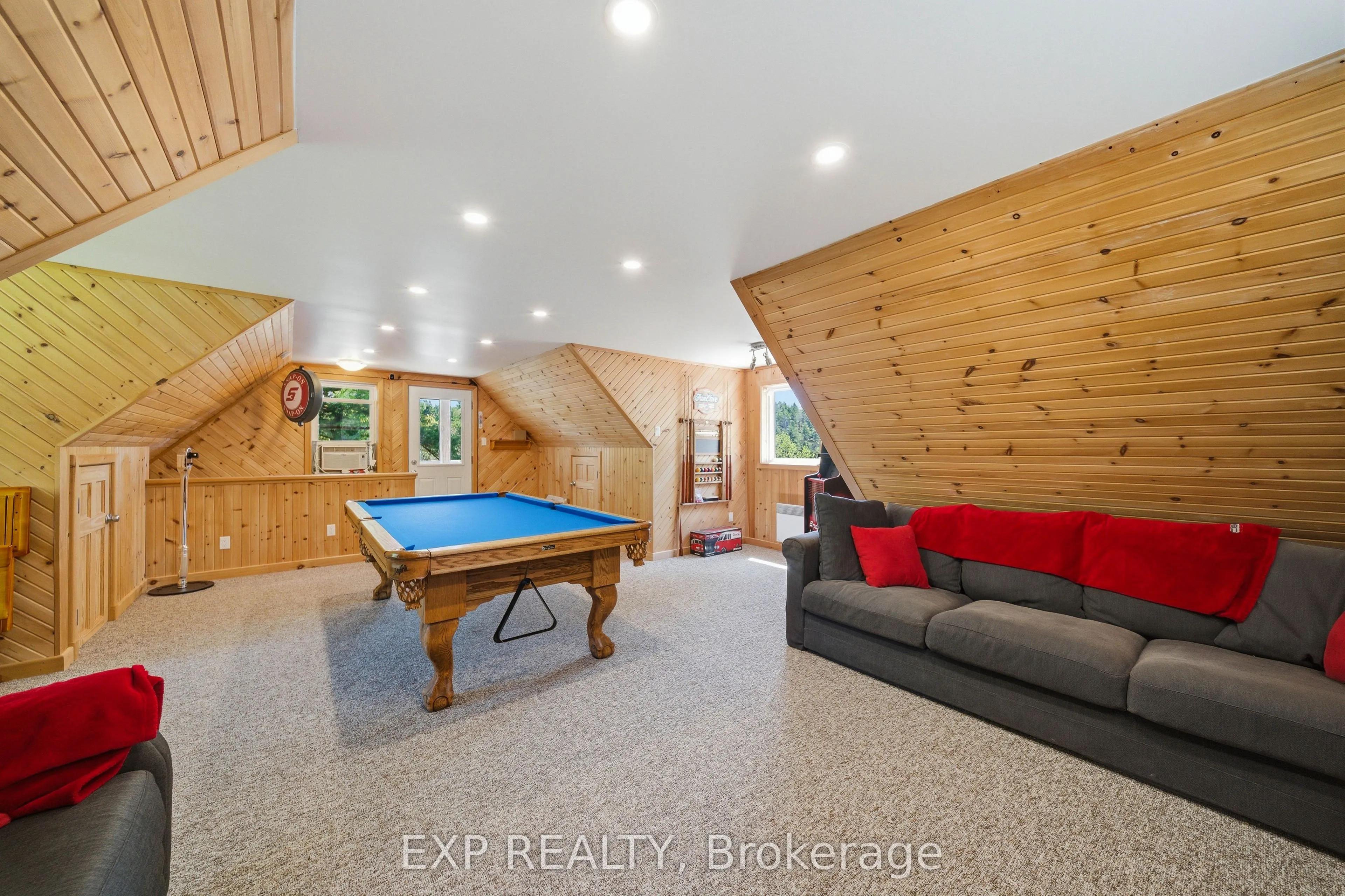 4 Stackwall Lane