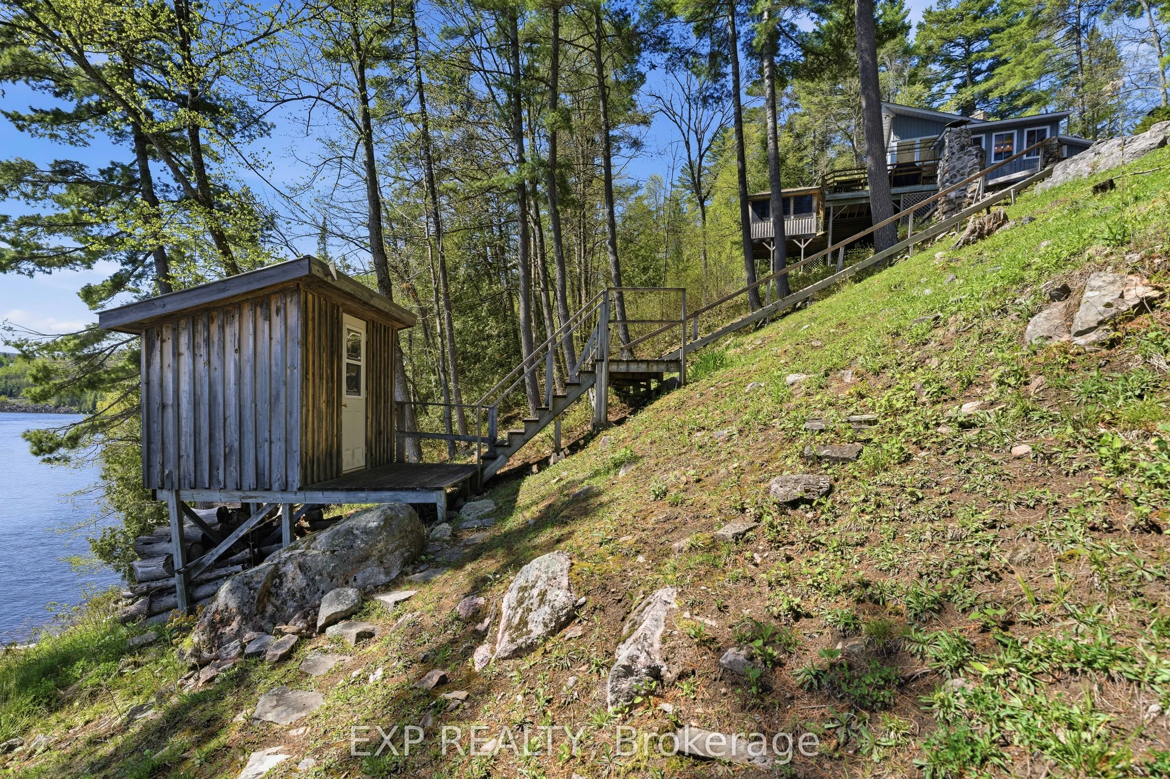 4 Stackwall Lane