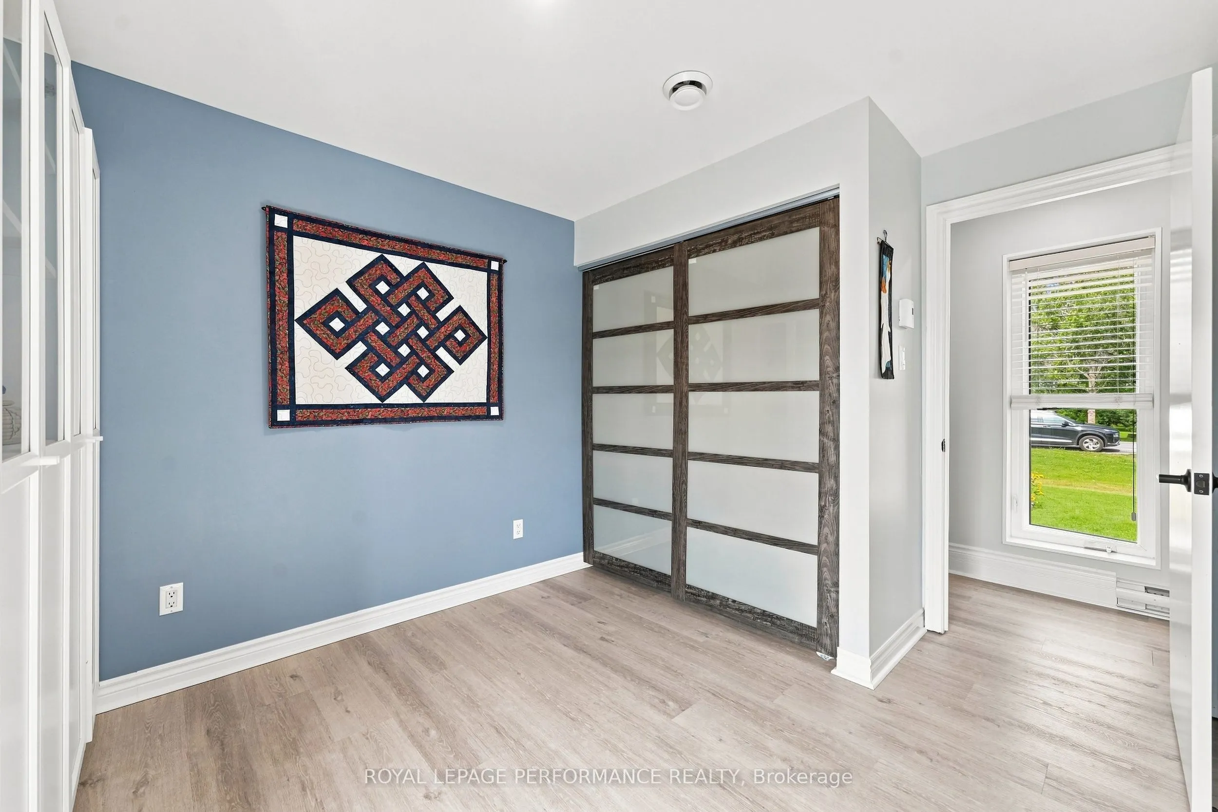880 Concession 1 Road