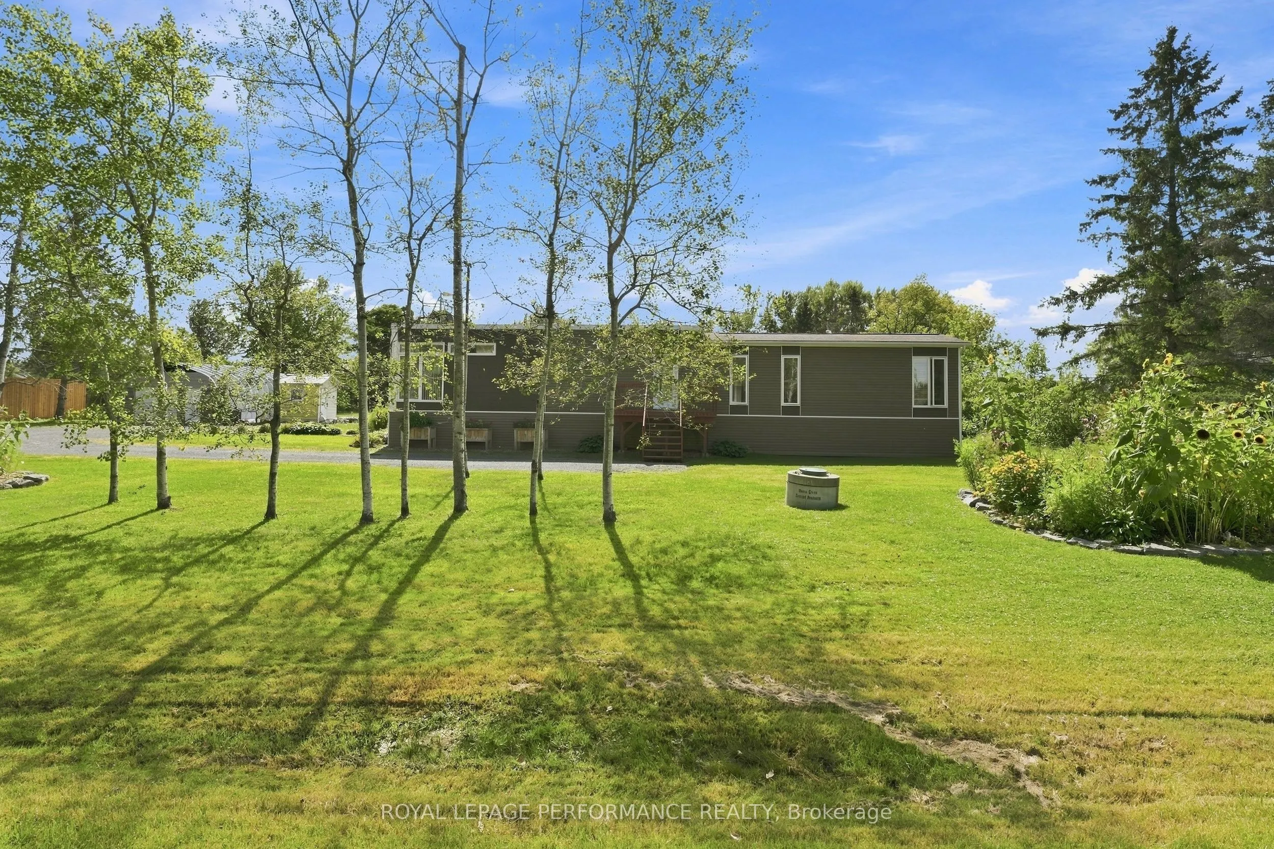 880 Concession 1 Road