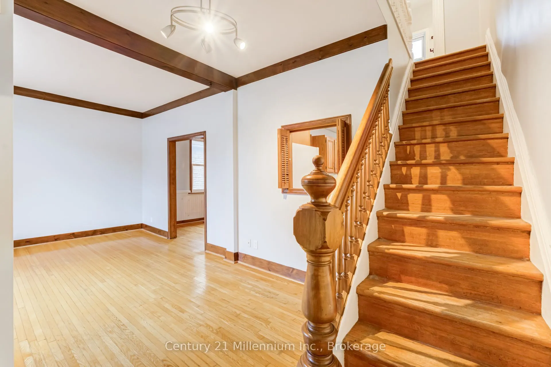 432 14th Street W