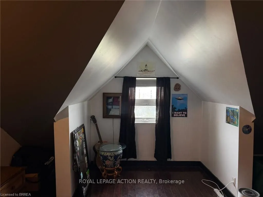 12 Bridgeport Road E #18