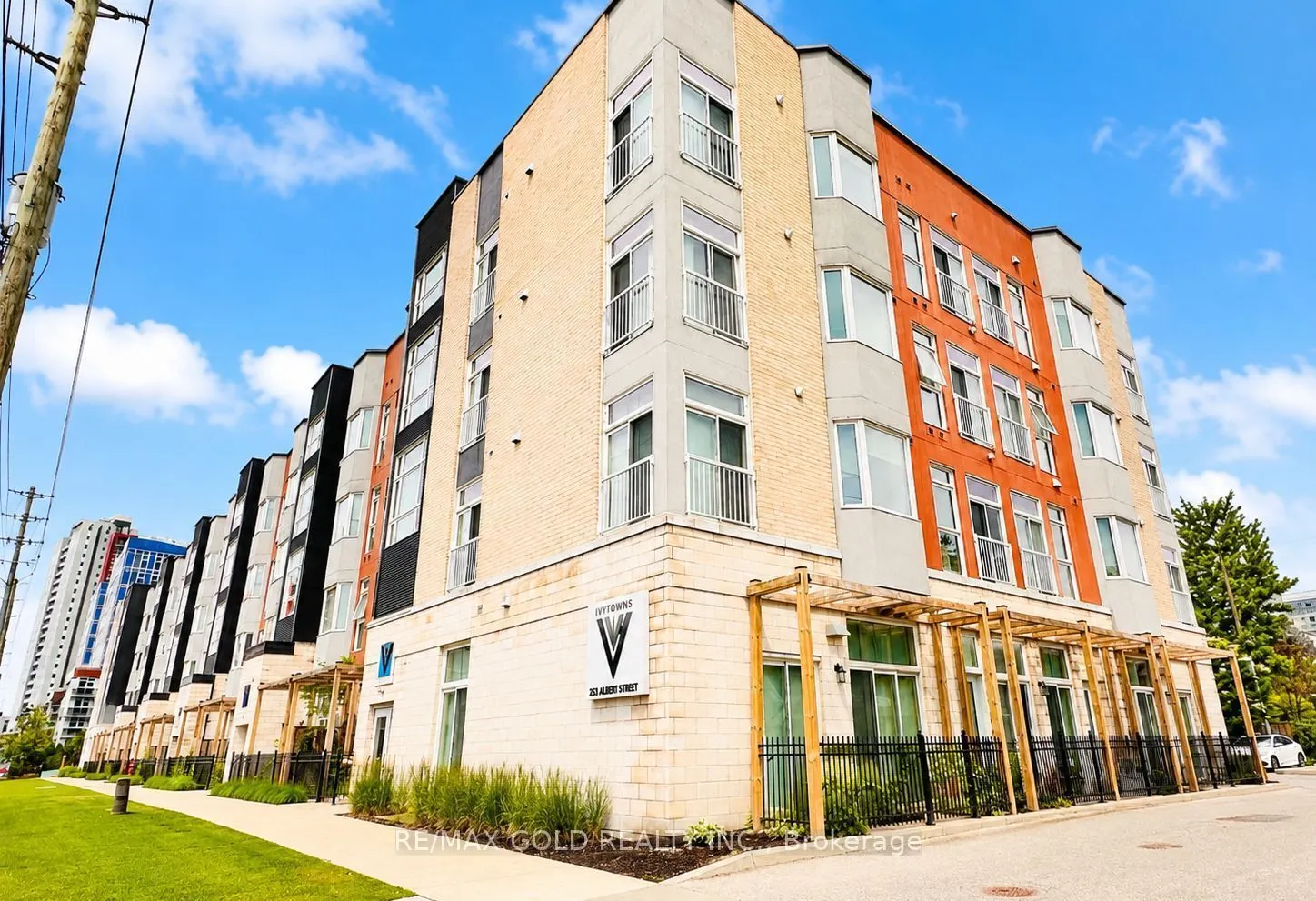 253 Albert Street #112