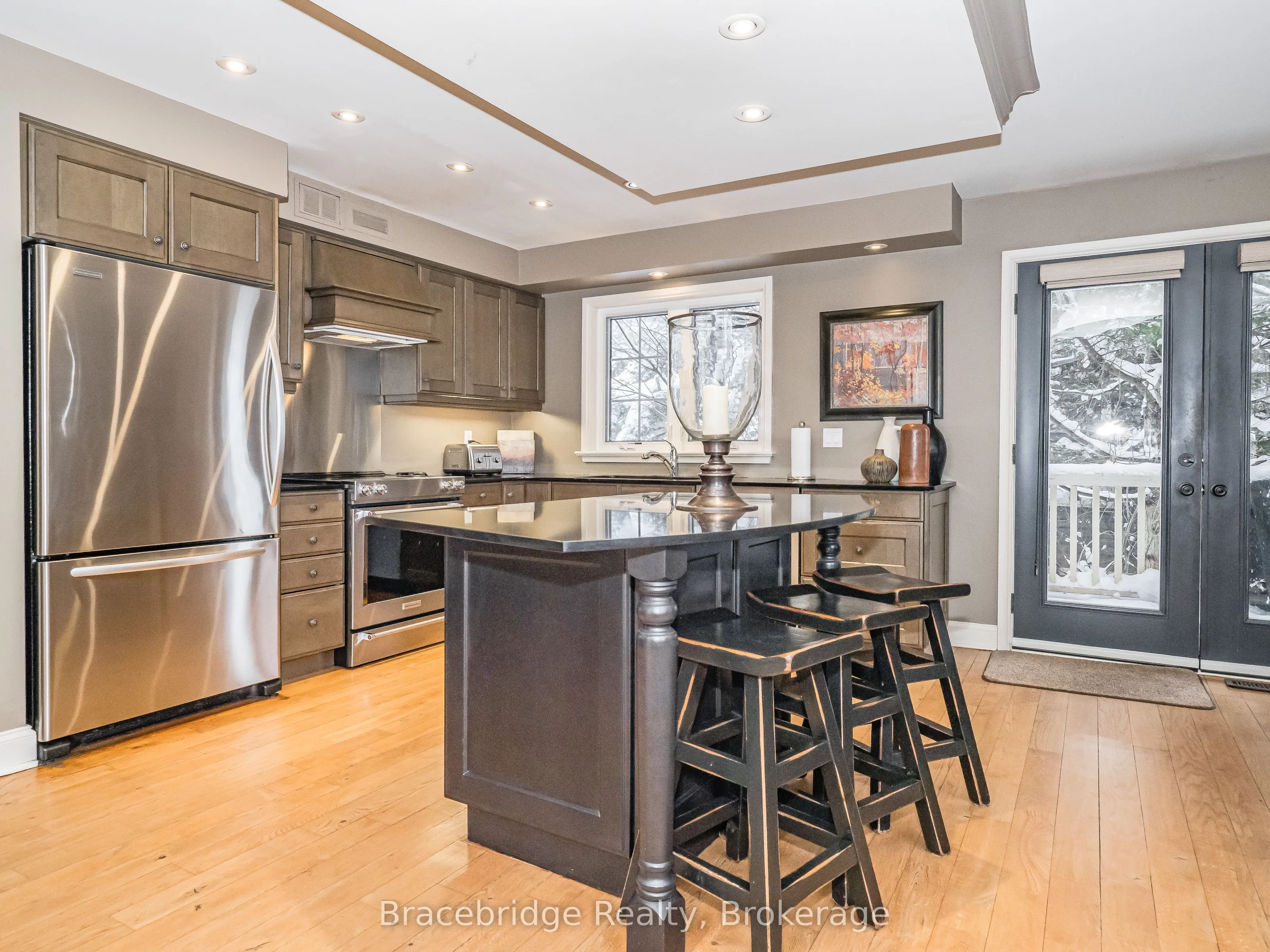 3876 Muskoka Rd 118 Highway W #Sandfield 5 W10